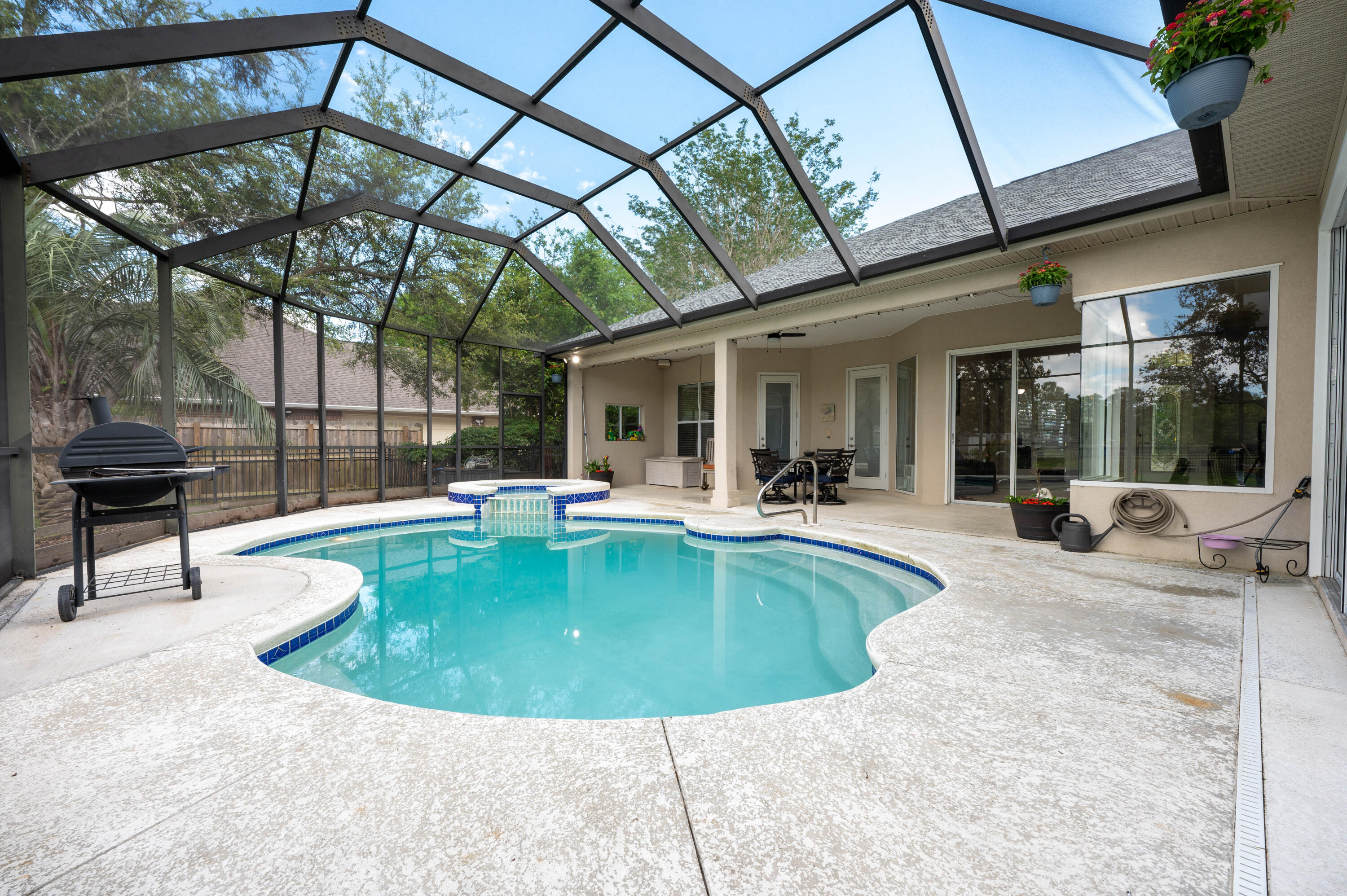 SOUNDSIDE - Residential