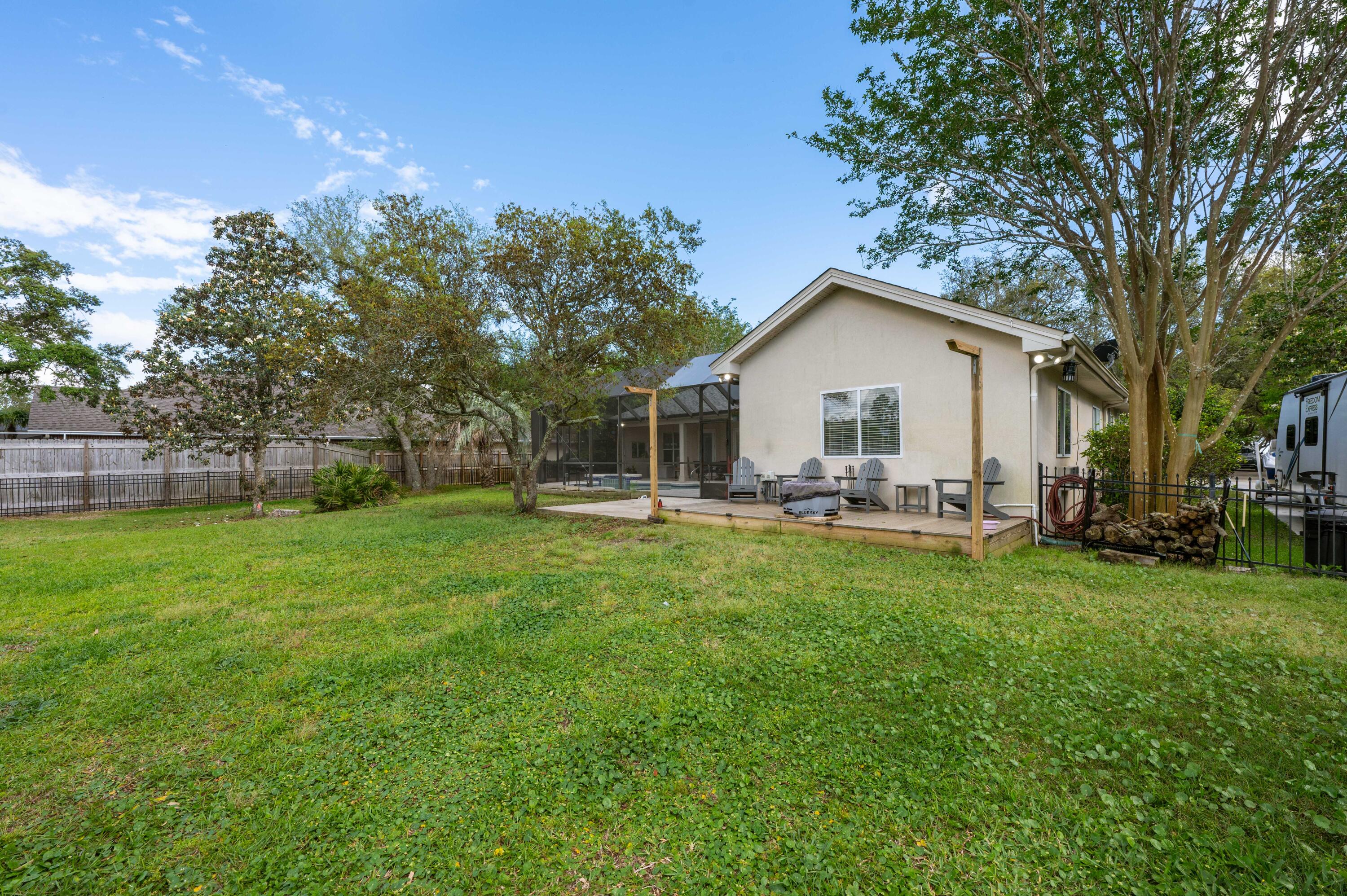 SOUNDSIDE - Residential