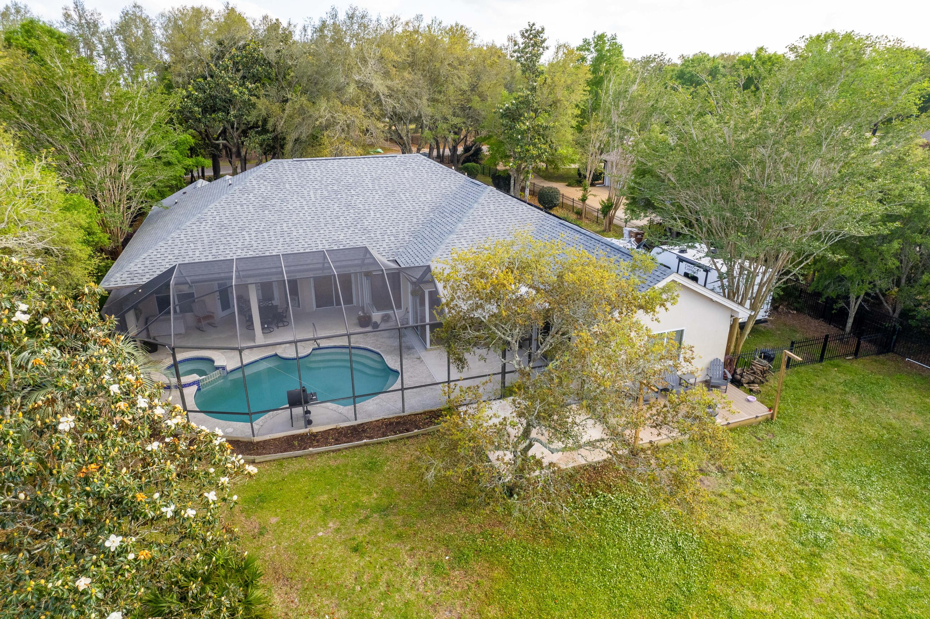 SOUNDSIDE - Residential