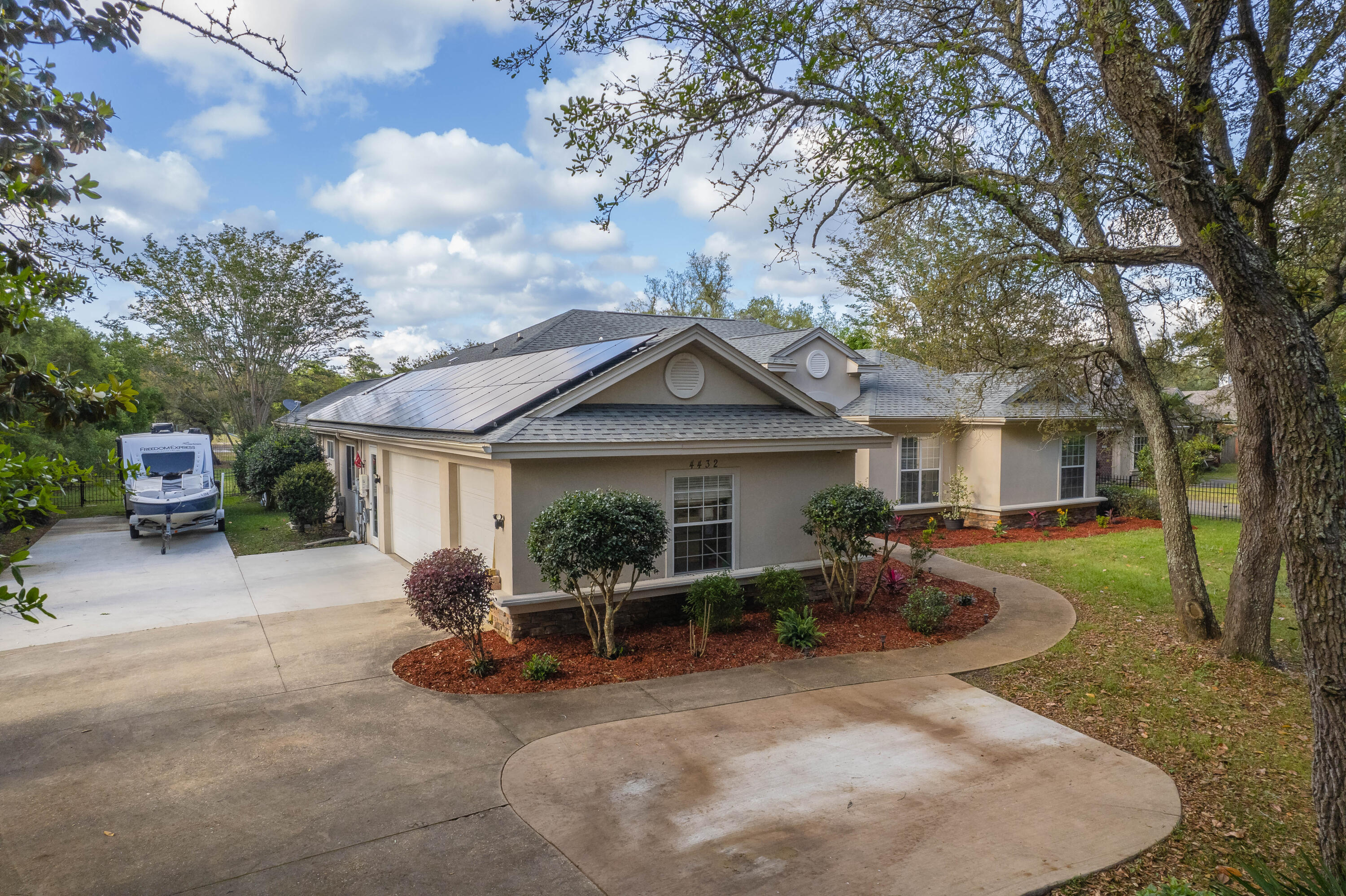 SOUNDSIDE - Residential