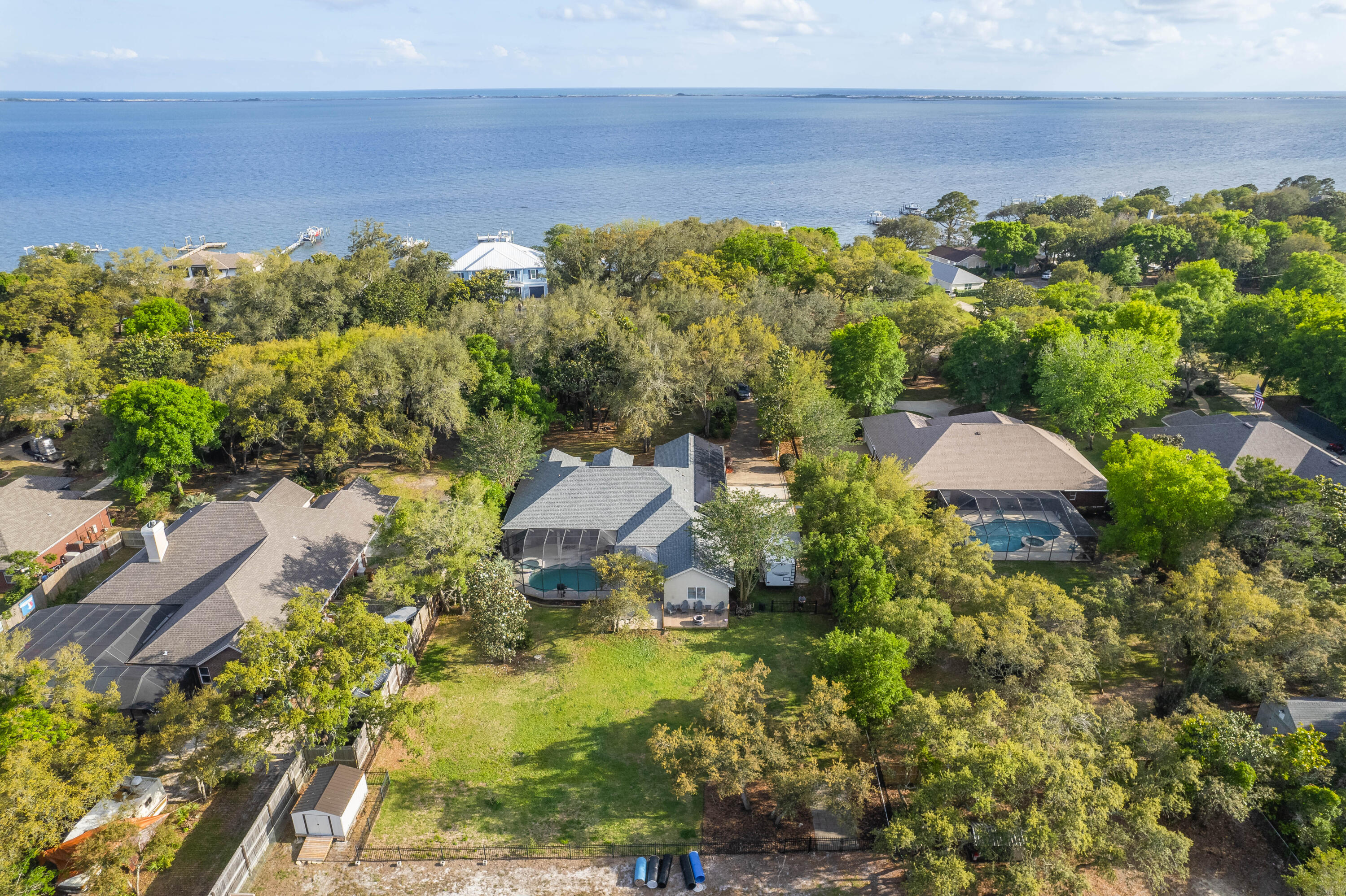 SOUNDSIDE - Residential