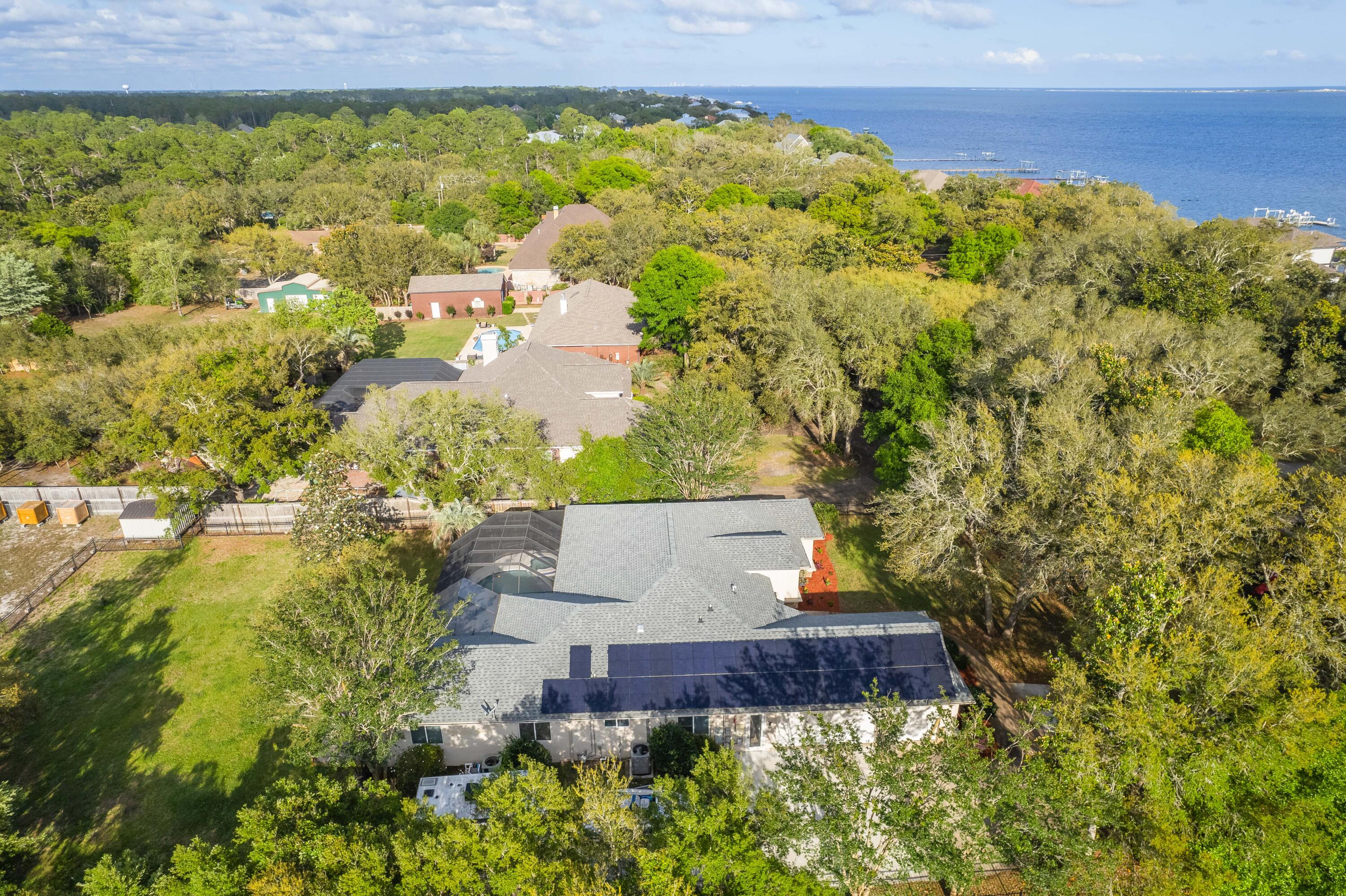 SOUNDSIDE - Residential