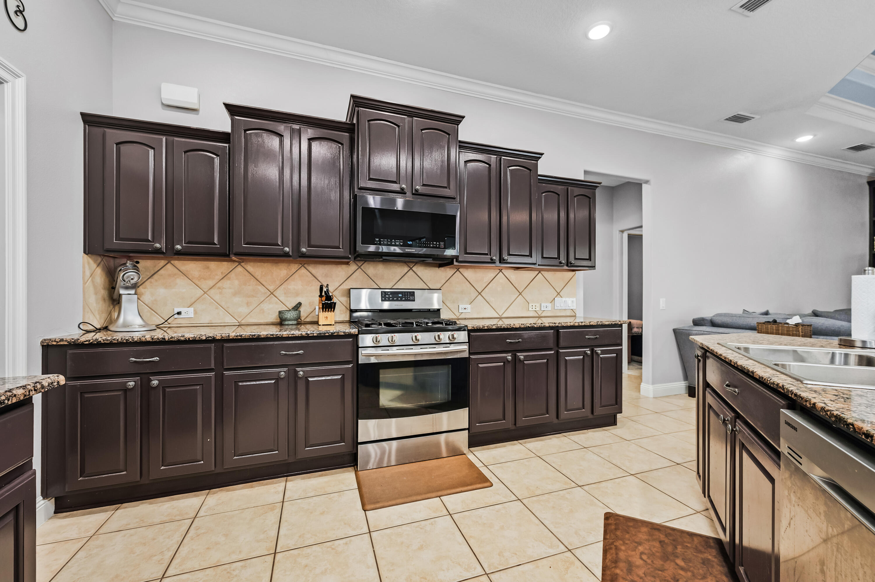 SOUNDSIDE - Residential