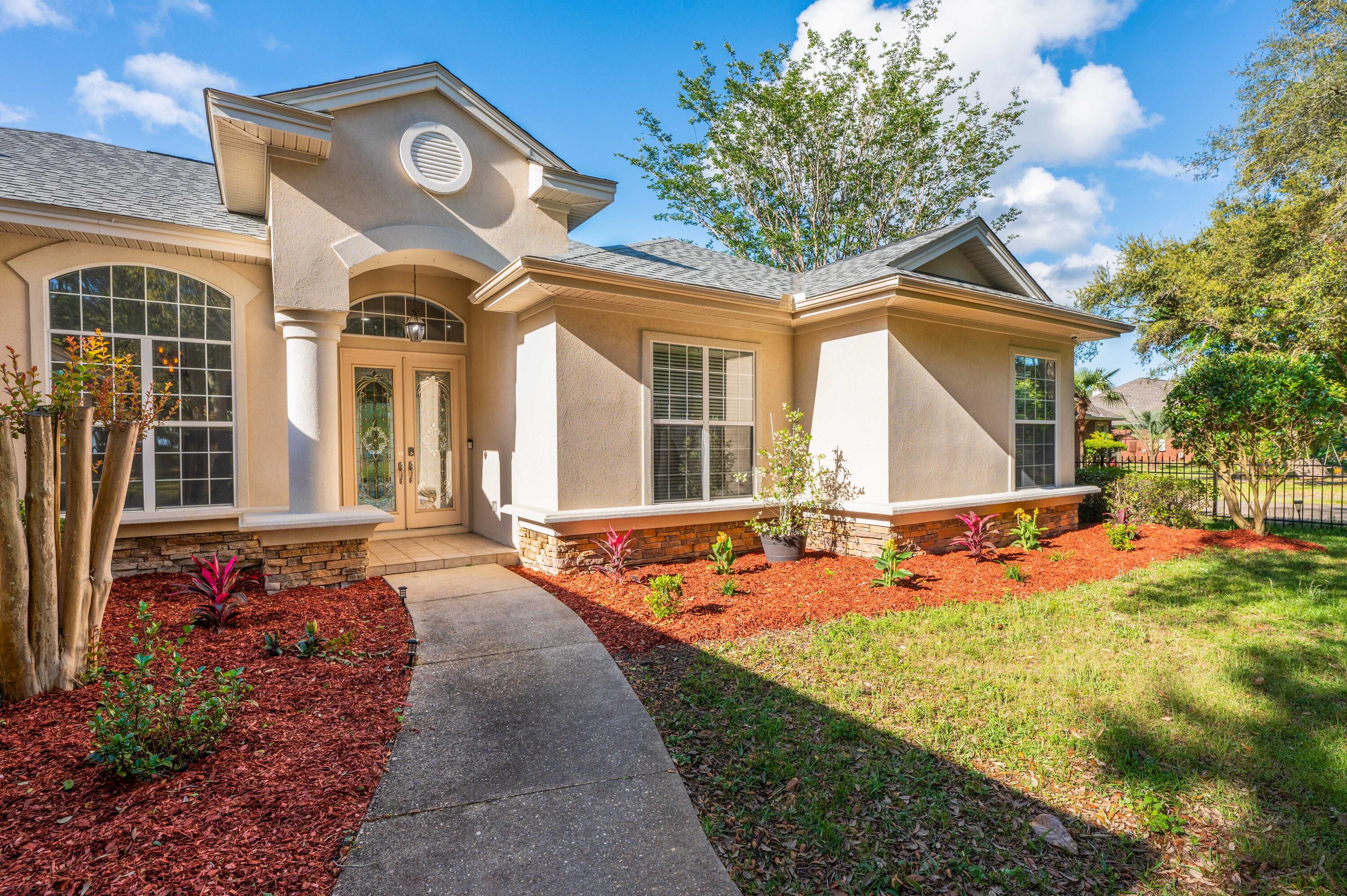 SOUNDSIDE - Residential