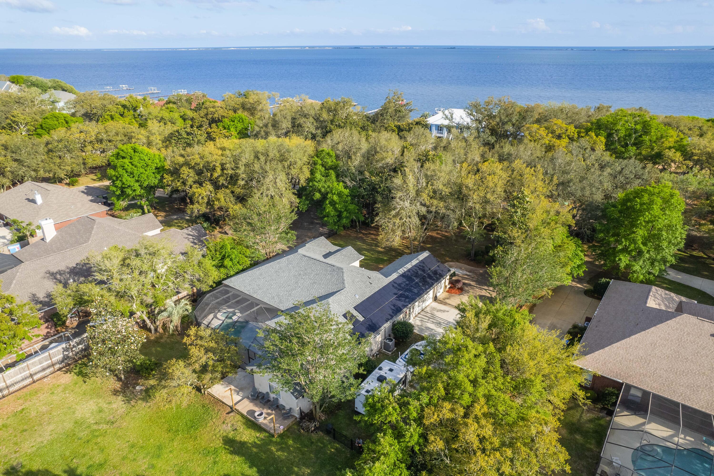 SOUNDSIDE - Residential