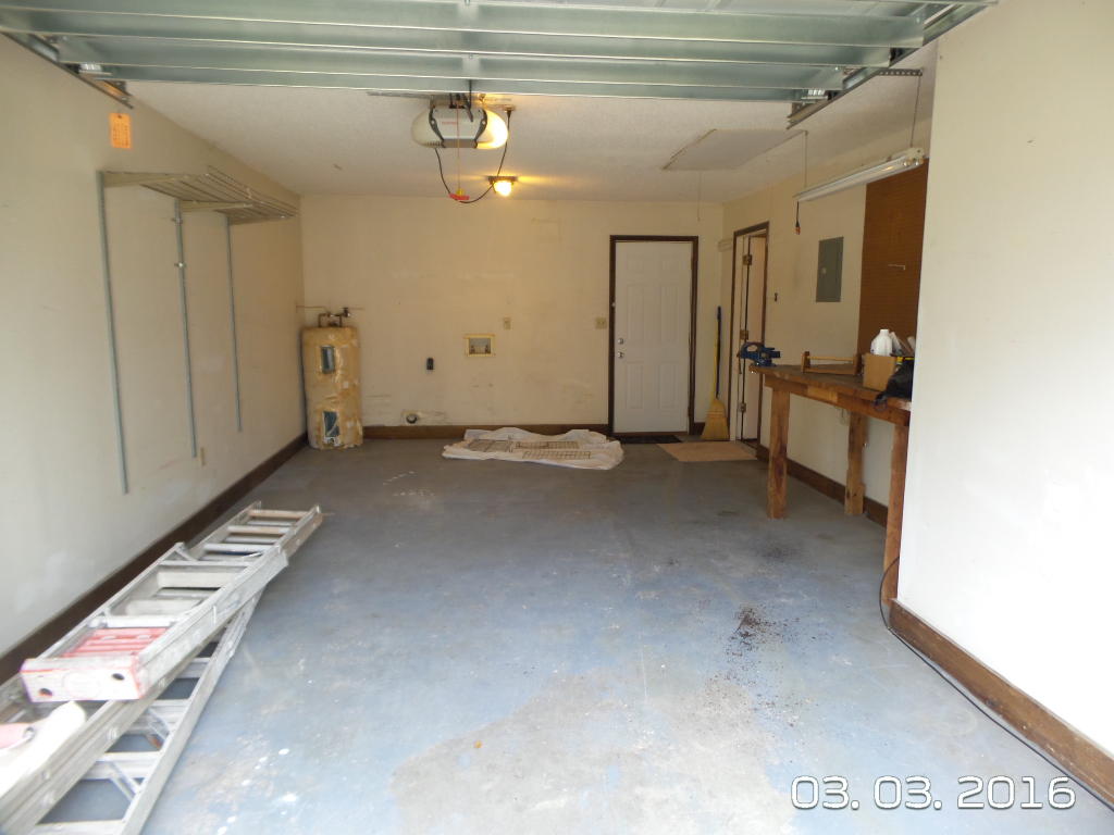 SHOAL CREEK MANOR 1ST ADDN - Residential Lease