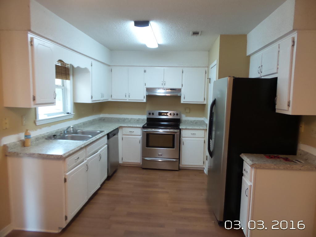 SHOAL CREEK MANOR 1ST ADDN - Residential Lease