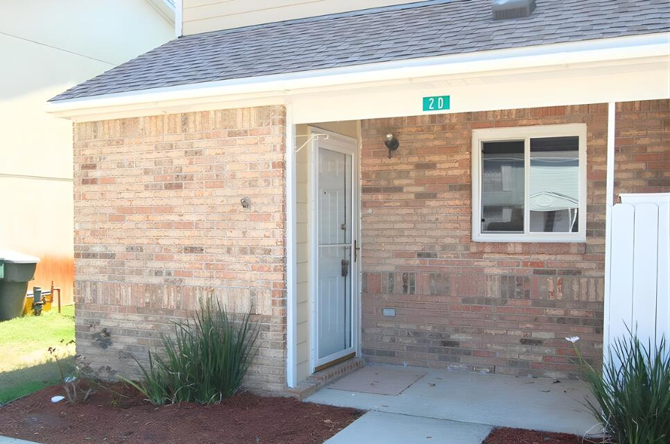 AZALEA GARDENS 1ST ADDN - Residential Lease