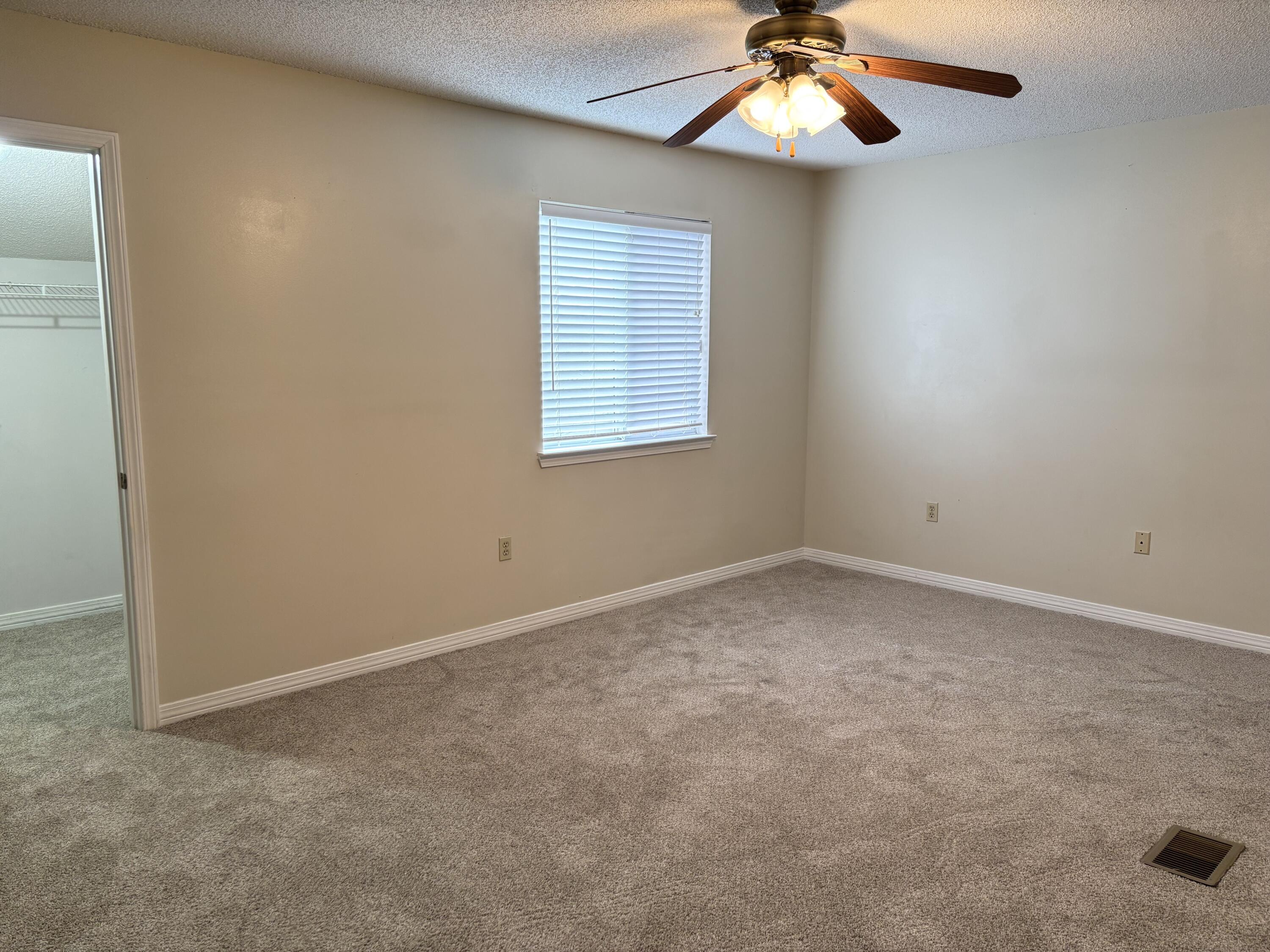 AZALEA GARDENS 1ST ADDN - Residential Lease