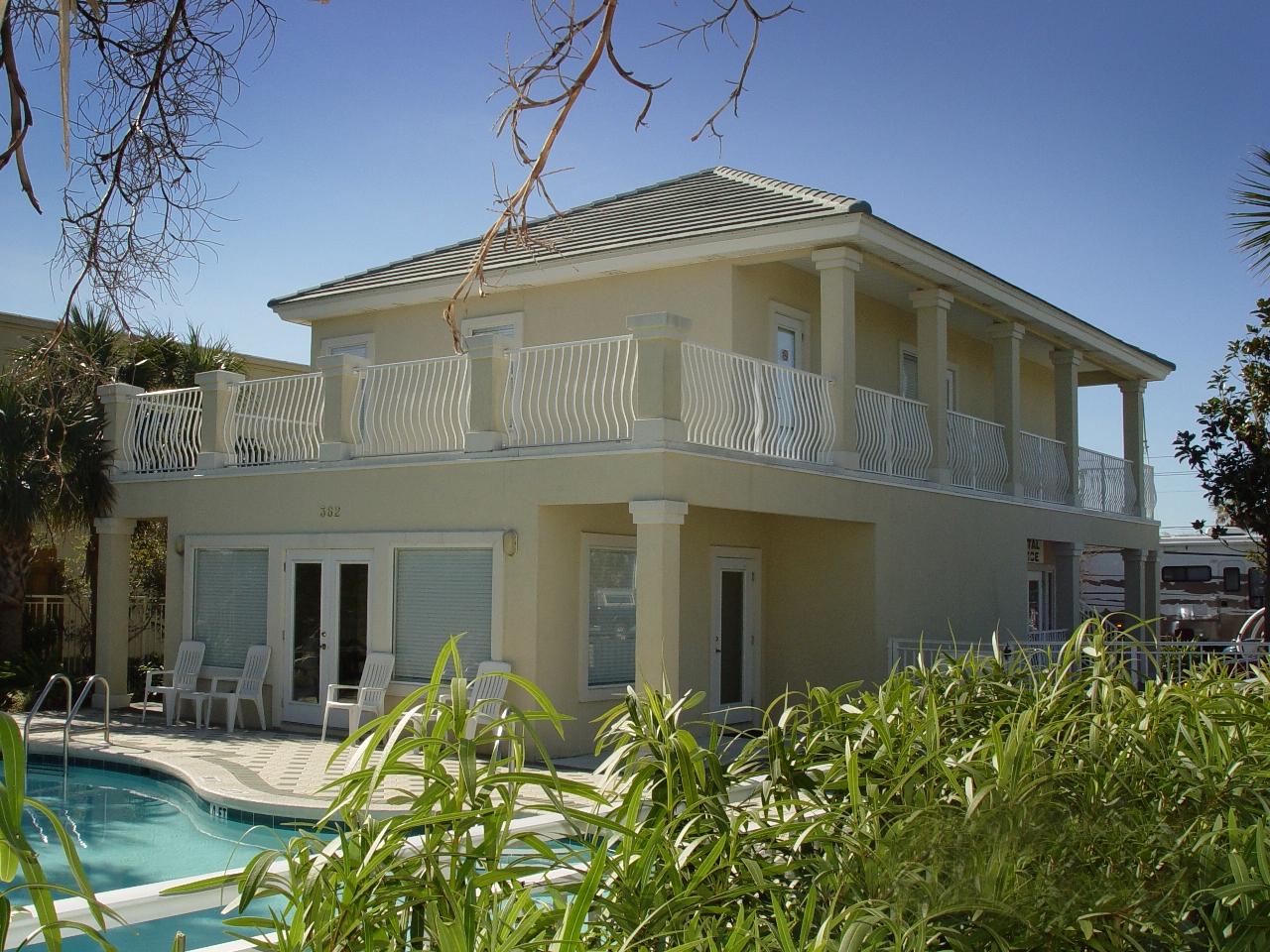 DESTIN RV BEACH RESORT - Land