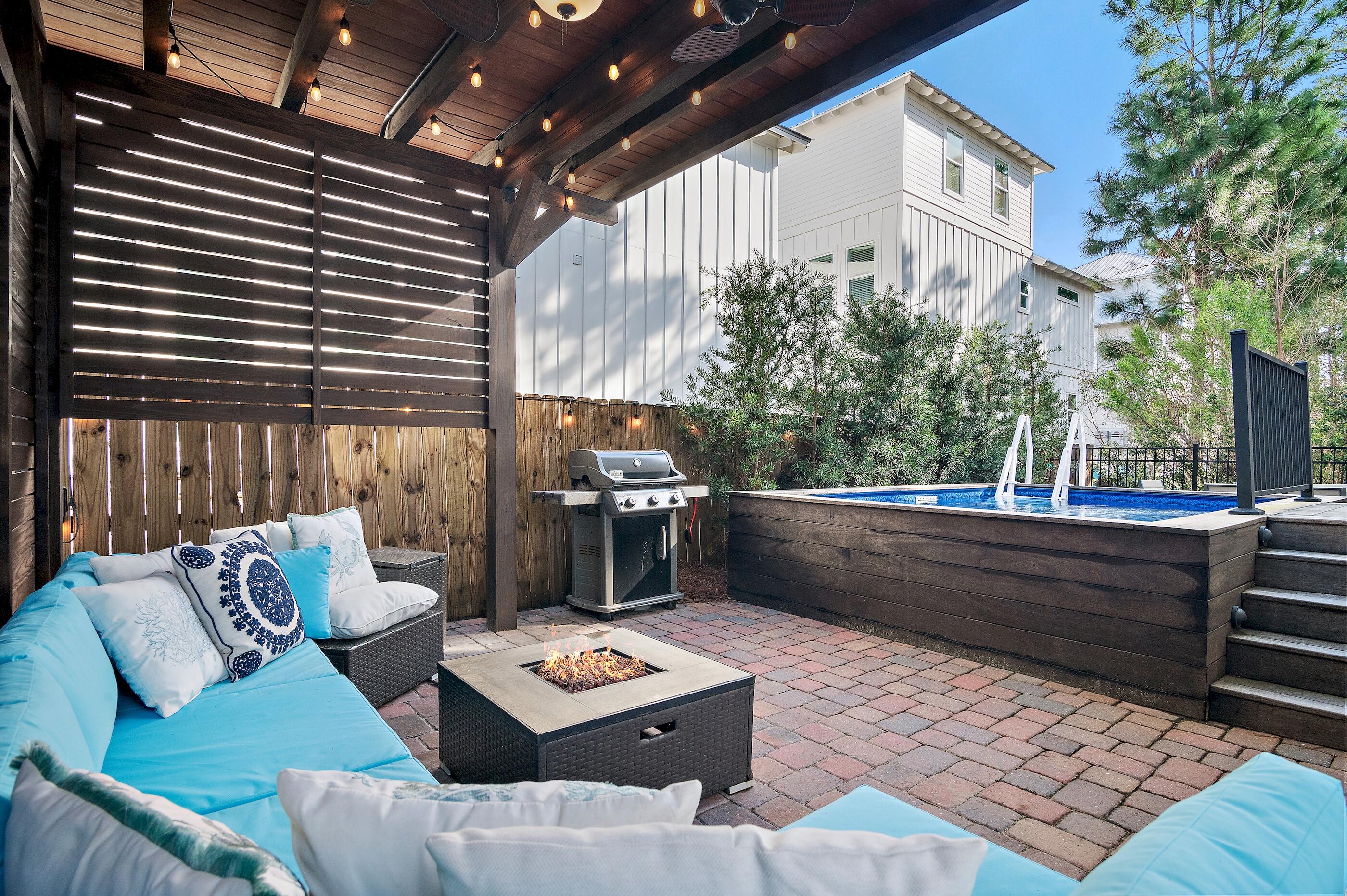 PALMEIRA VILLAS AT SEAGROVE BEACH - Residential