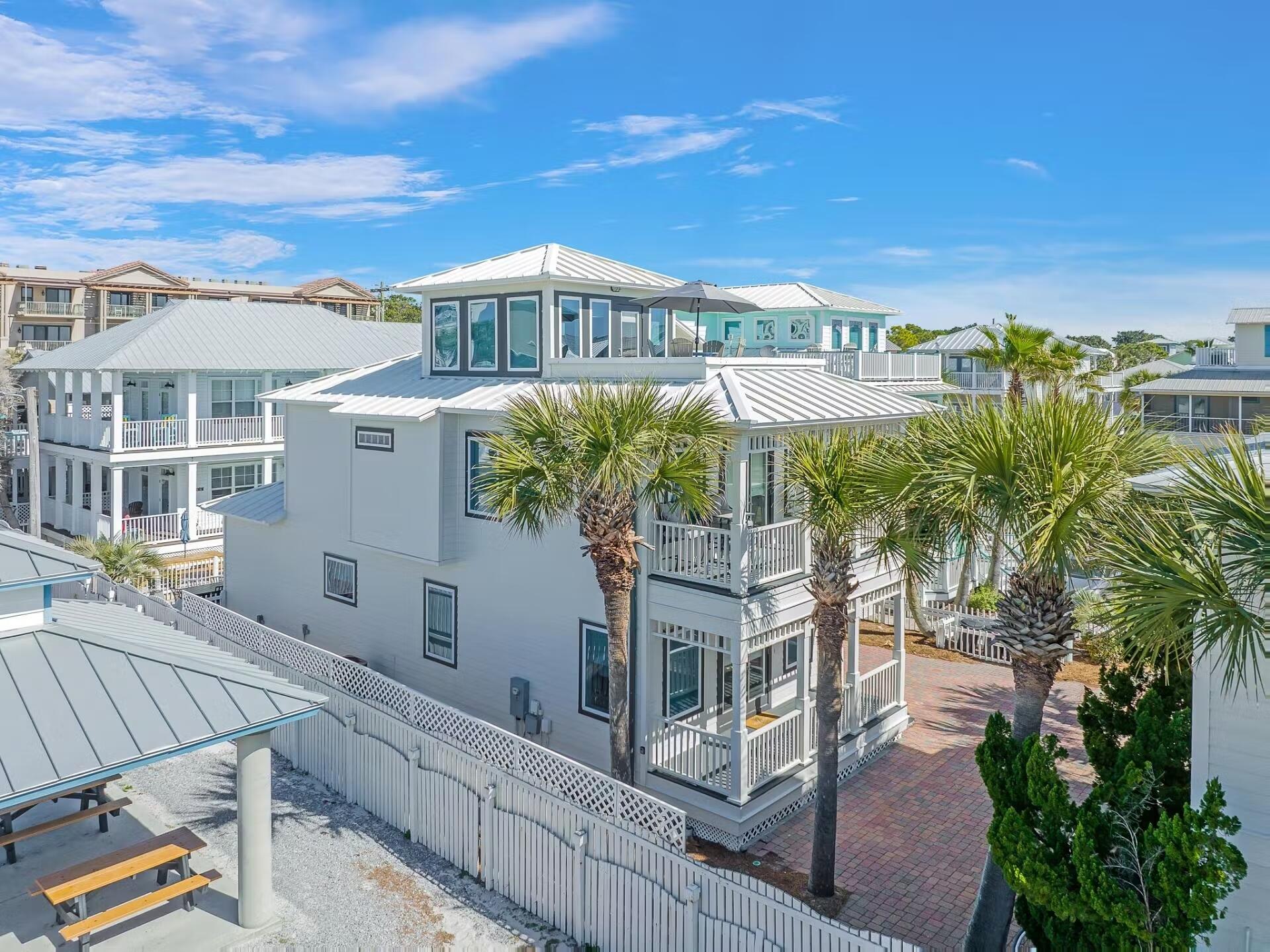 SUNRISE BEACH - Residential