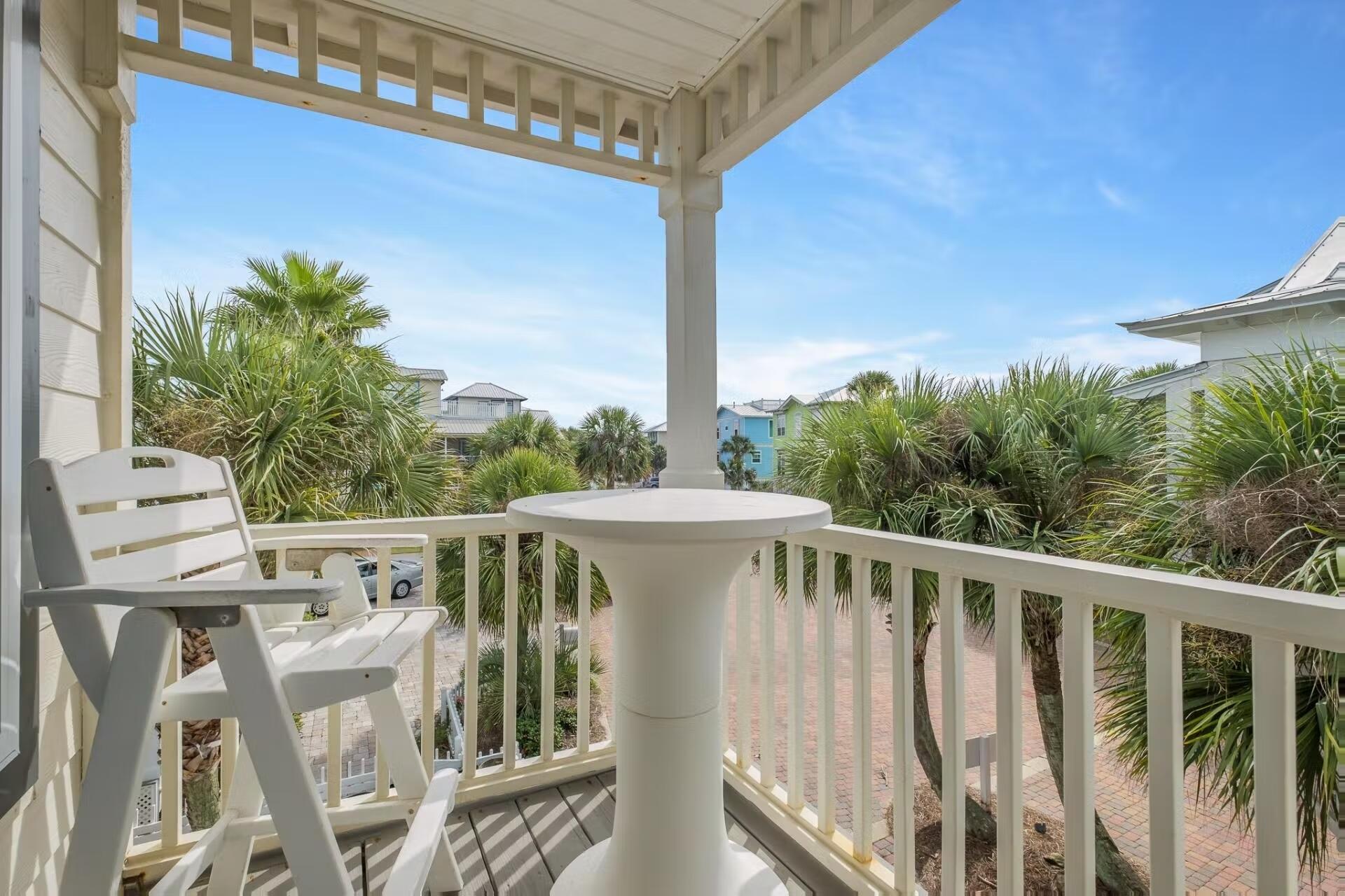 SUNRISE BEACH - Residential