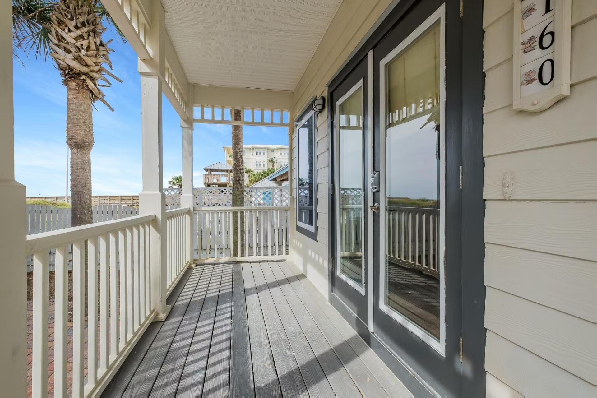 SUNRISE BEACH - Residential