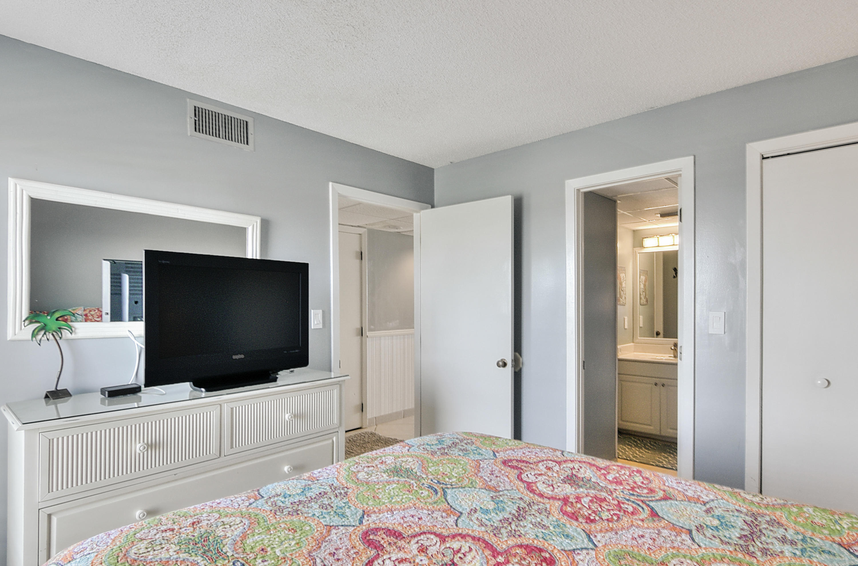 Edgewater Tower II - Residential