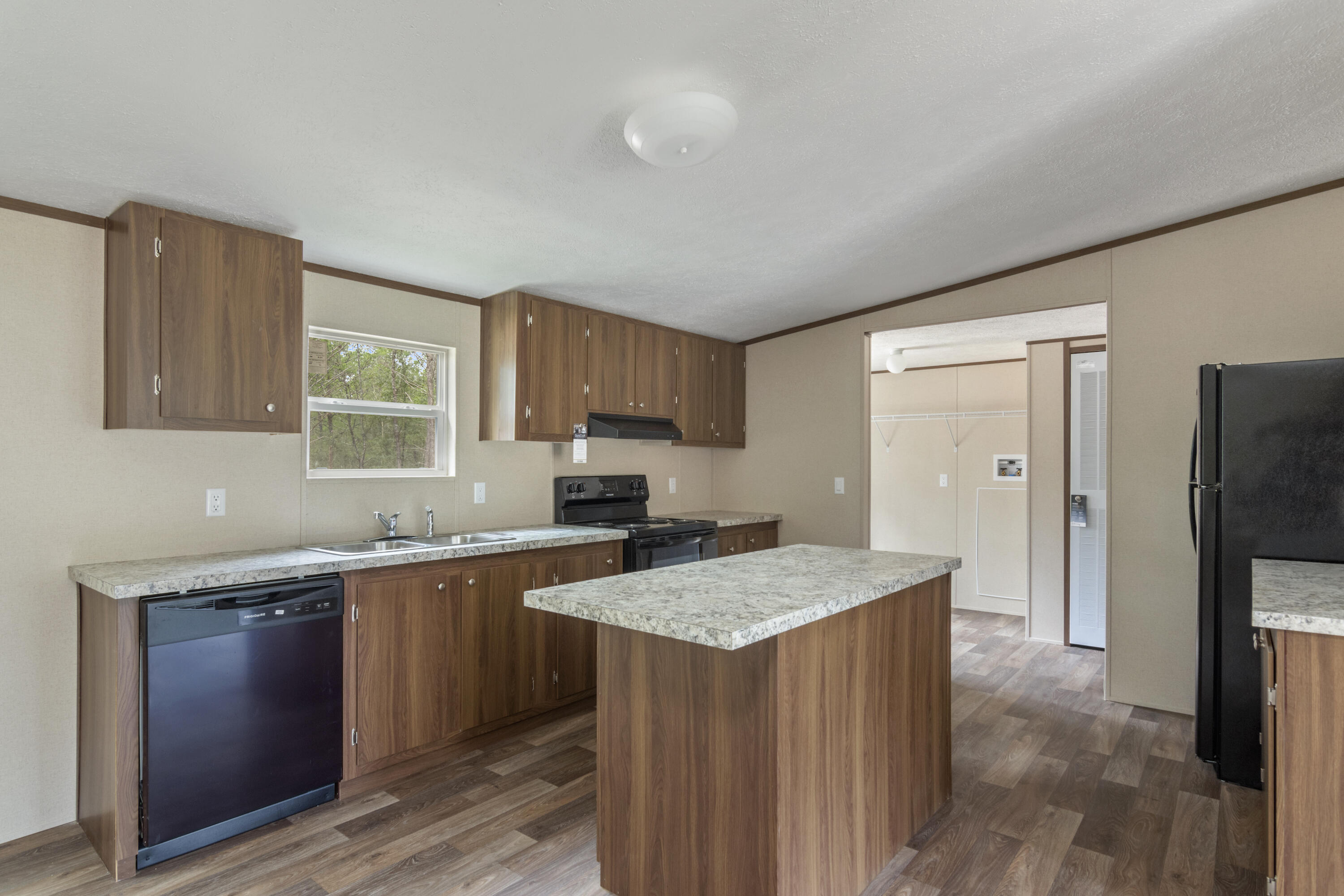 OAKWOOD HILLS UNIT 1 - Residential