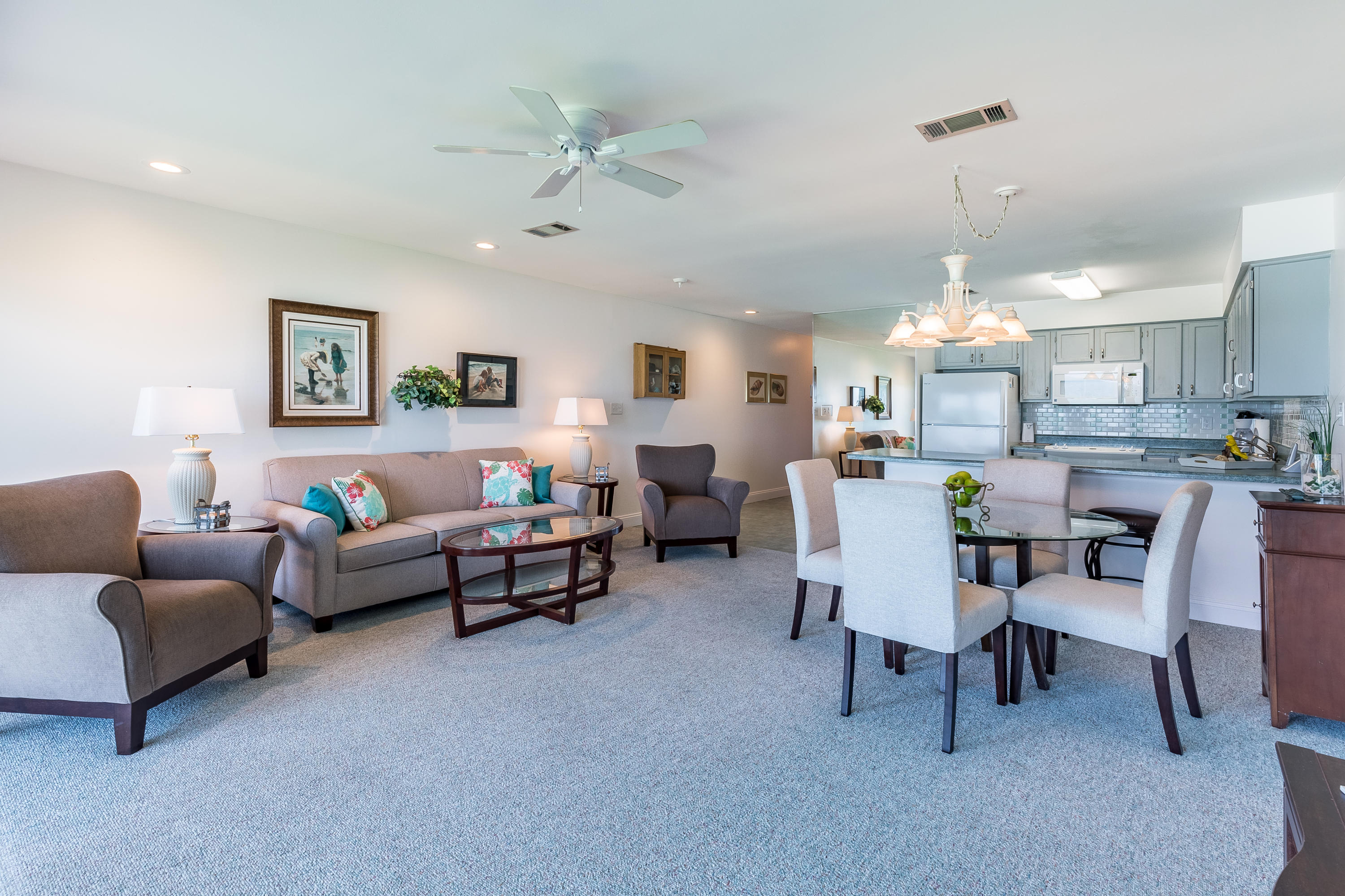 BLUE MOUNTAIN VILLAS - Residential