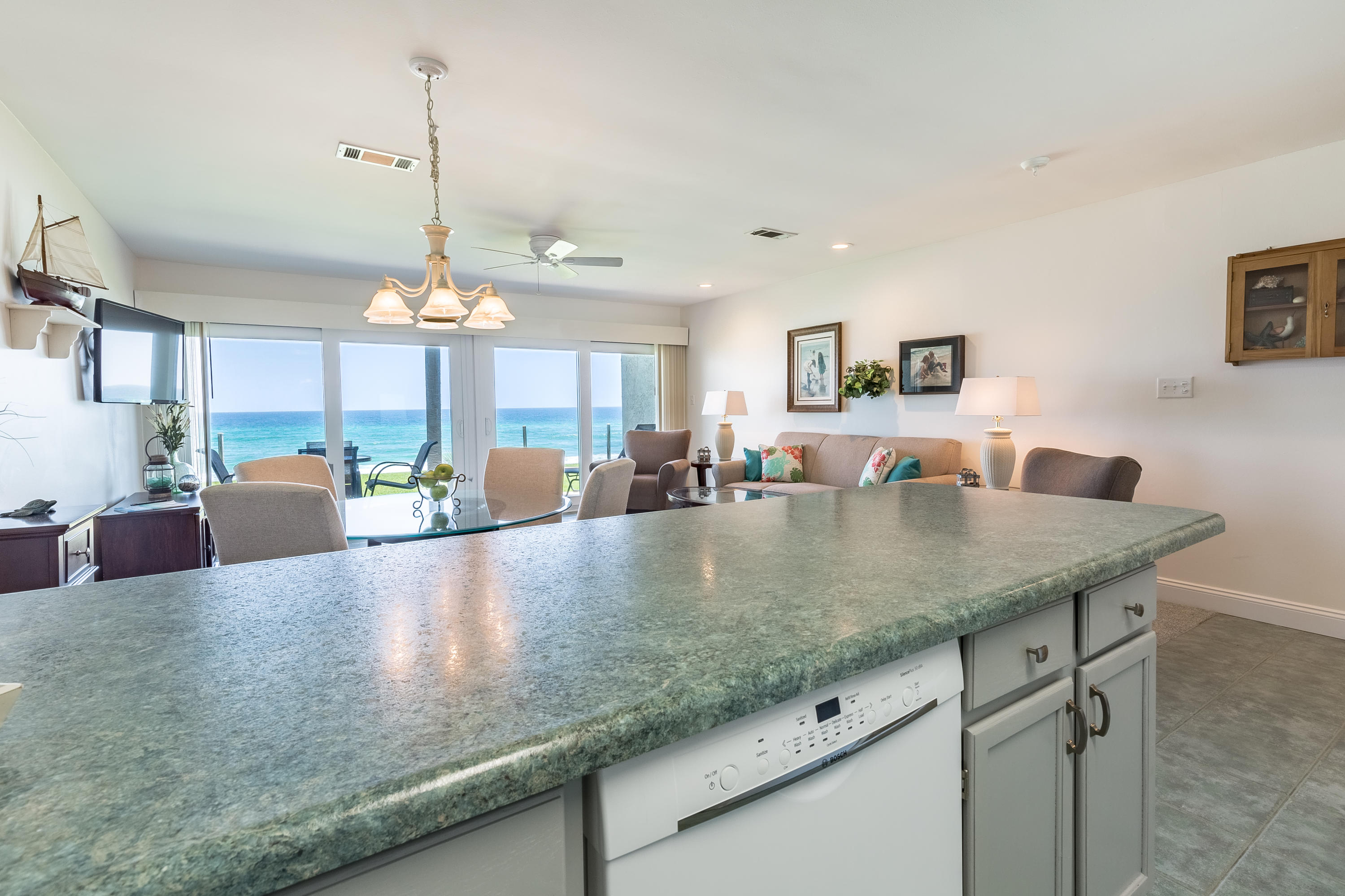 BLUE MOUNTAIN VILLAS - Residential