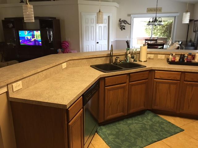 HOLLEY BY THE SEA - Residential