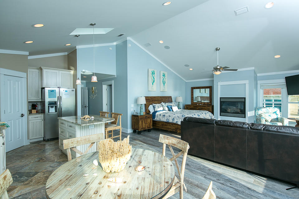 PANAMA CITY BEACH - Residential