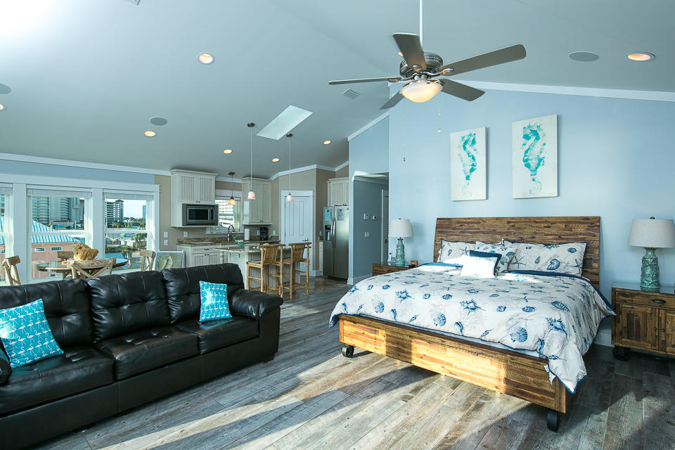 PANAMA CITY BEACH - Residential