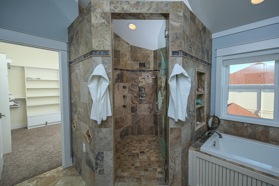 PANAMA CITY BEACH - Residential