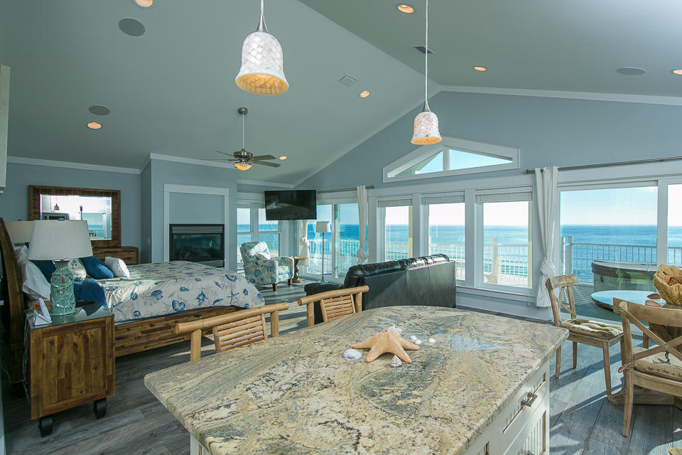 PANAMA CITY BEACH - Residential