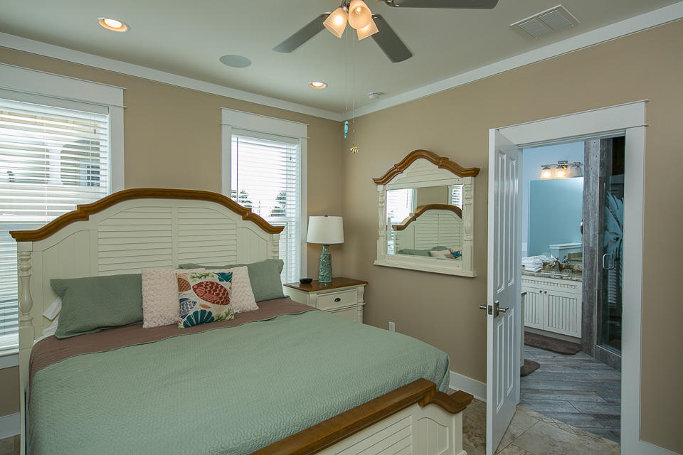 PANAMA CITY BEACH - Residential