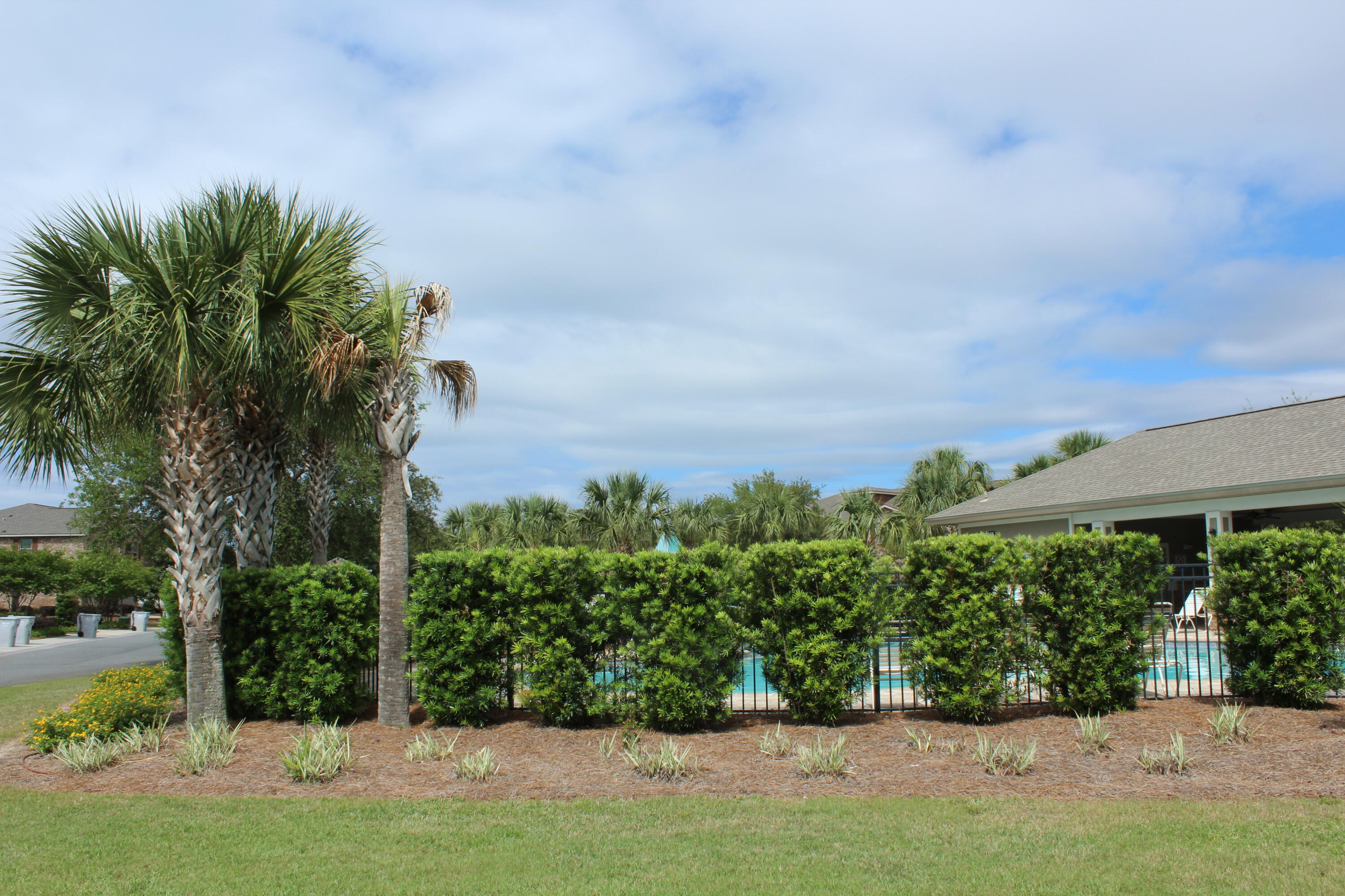 RESERVE POINTE - Residential Lease