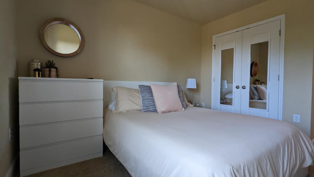 RESERVE POINTE - Residential Lease