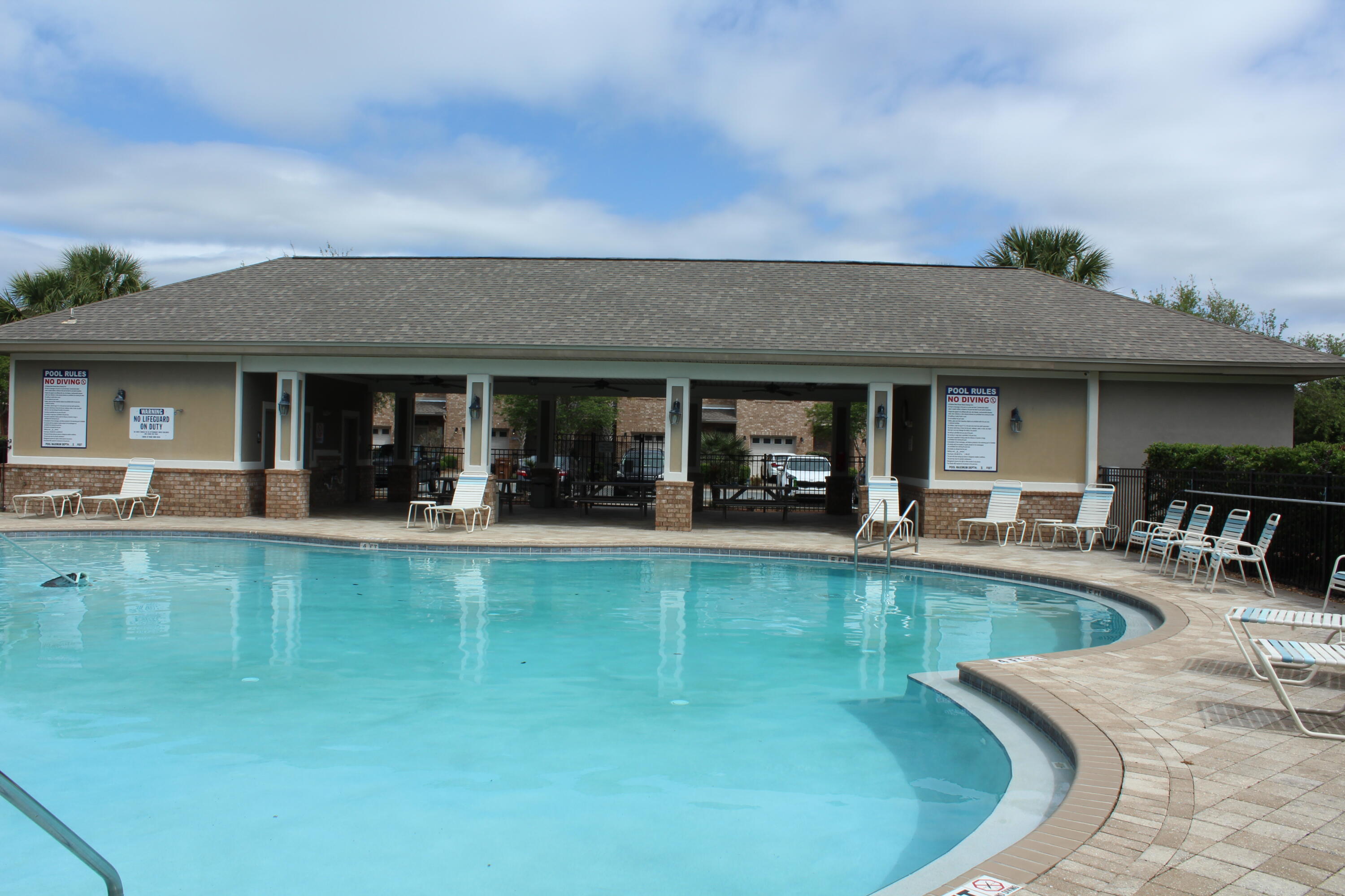 RESERVE POINTE - Residential Lease