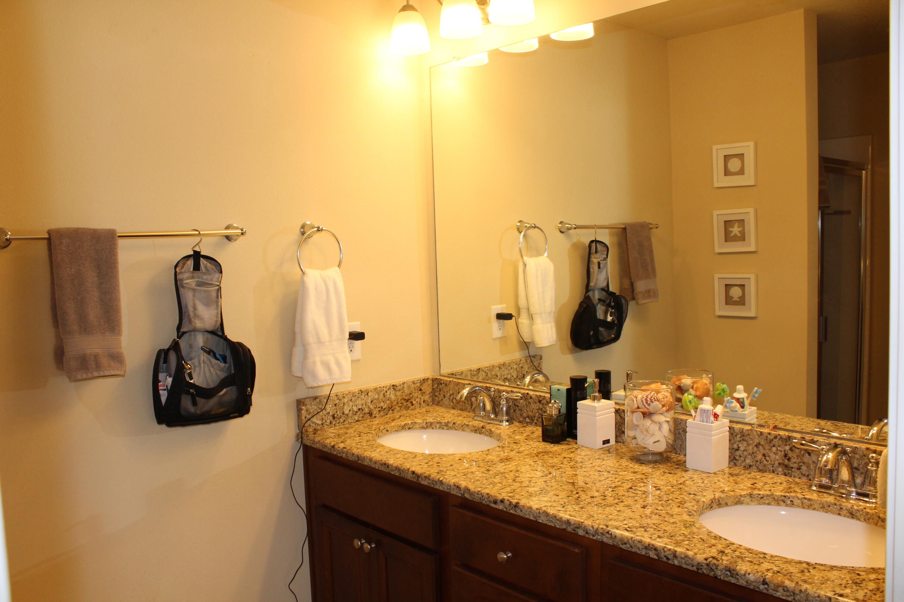 RESERVE POINTE - Residential Lease