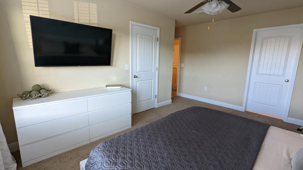 RESERVE POINTE - Residential Lease