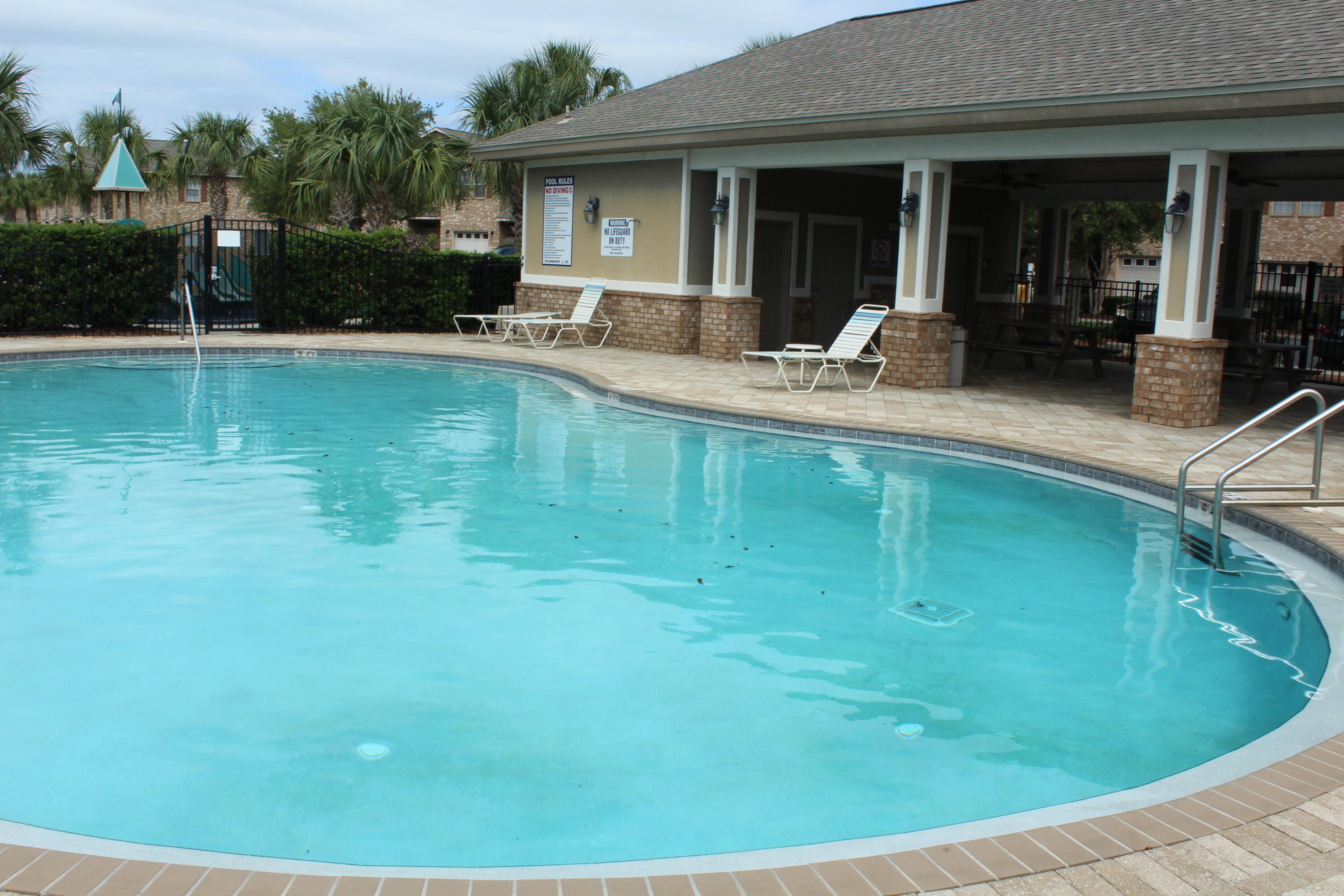 RESERVE POINTE - Residential Lease