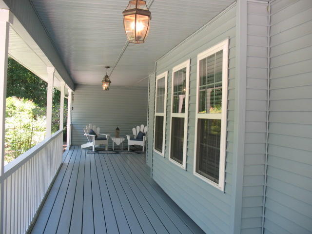 ROCKY BAYOU COUNTRY CLUB ESTATES 3 - Residential Lease