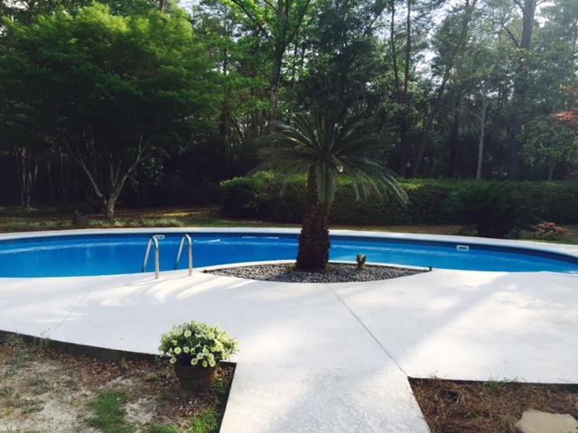 ROCKY BAYOU COUNTRY CLUB ESTATES 3 - Residential Lease