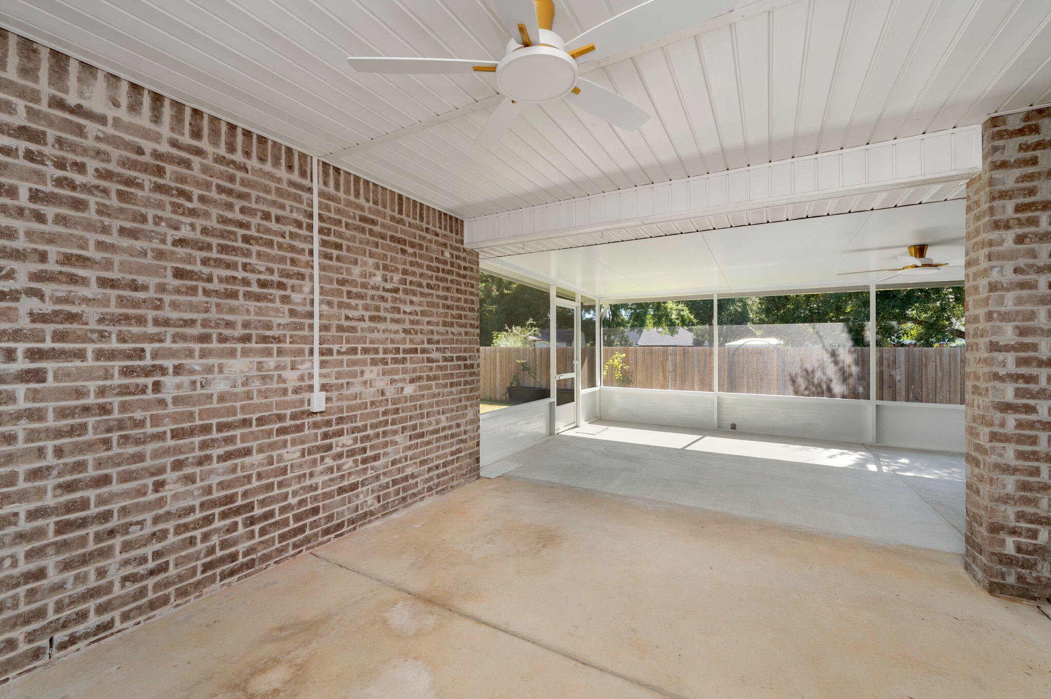 JERNIGAN ACRES 2ND ADDN - Residential