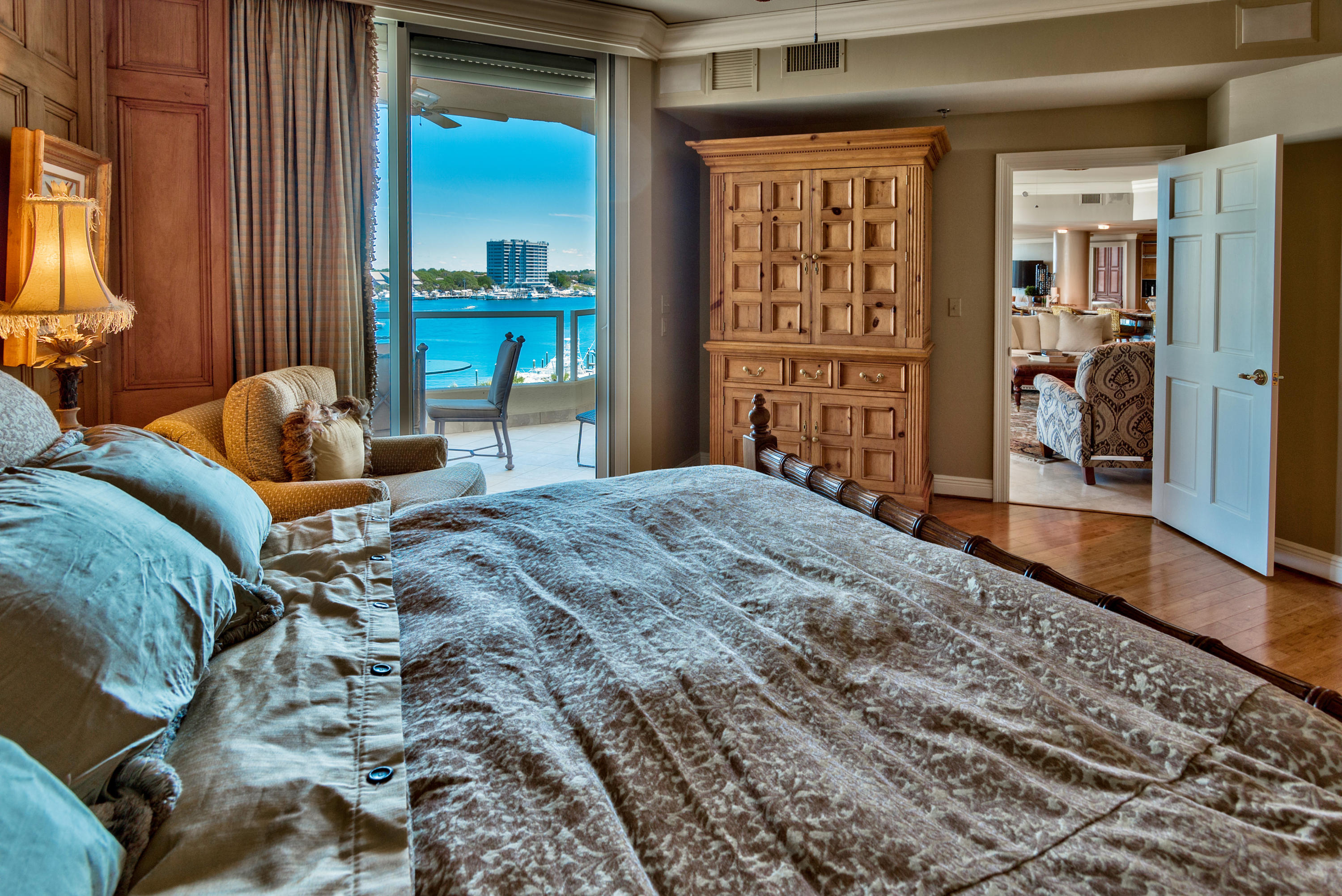 EAST PASS TOWERS CONDO PH 2 - Residential