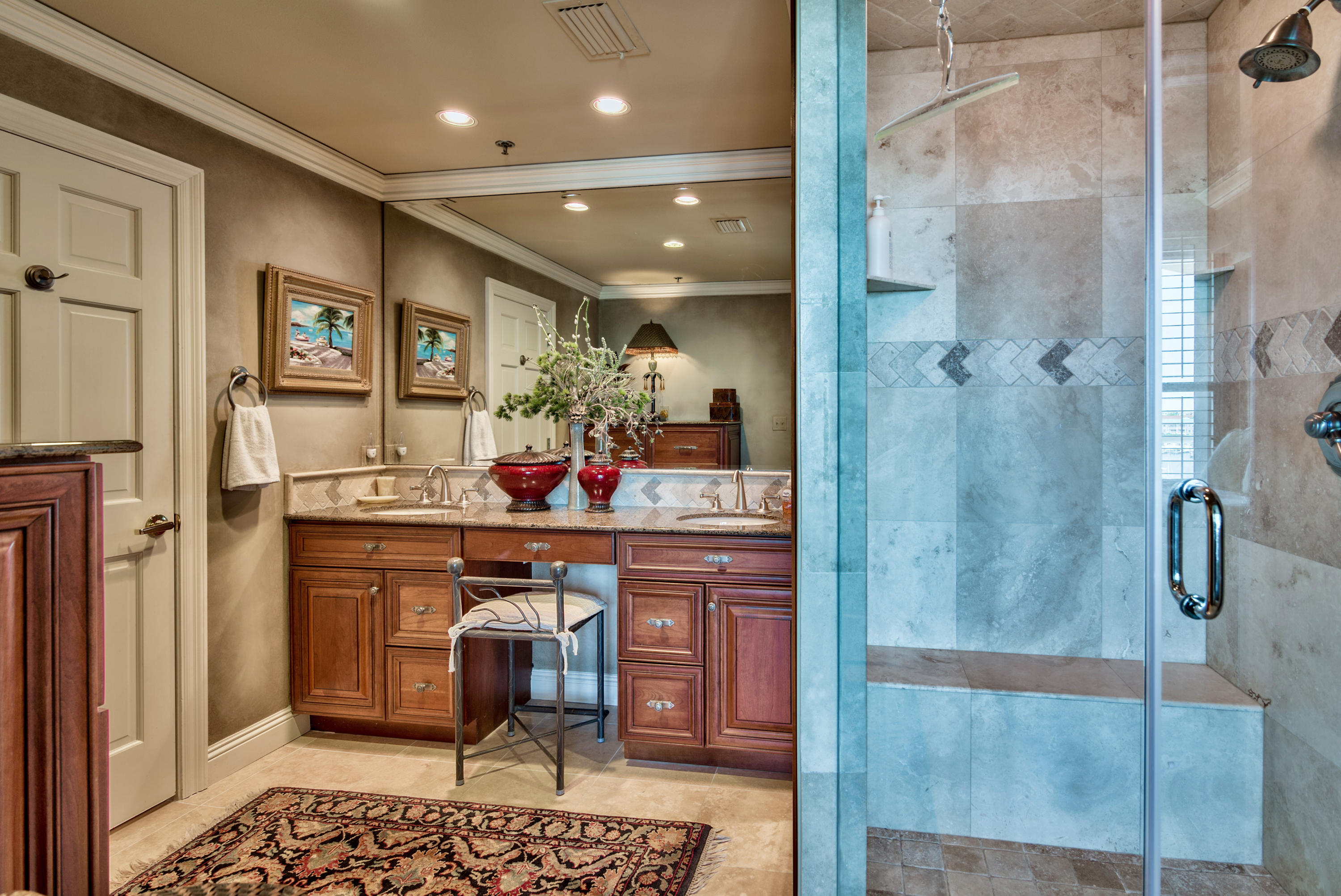 EAST PASS TOWERS CONDO PH 2 - Residential