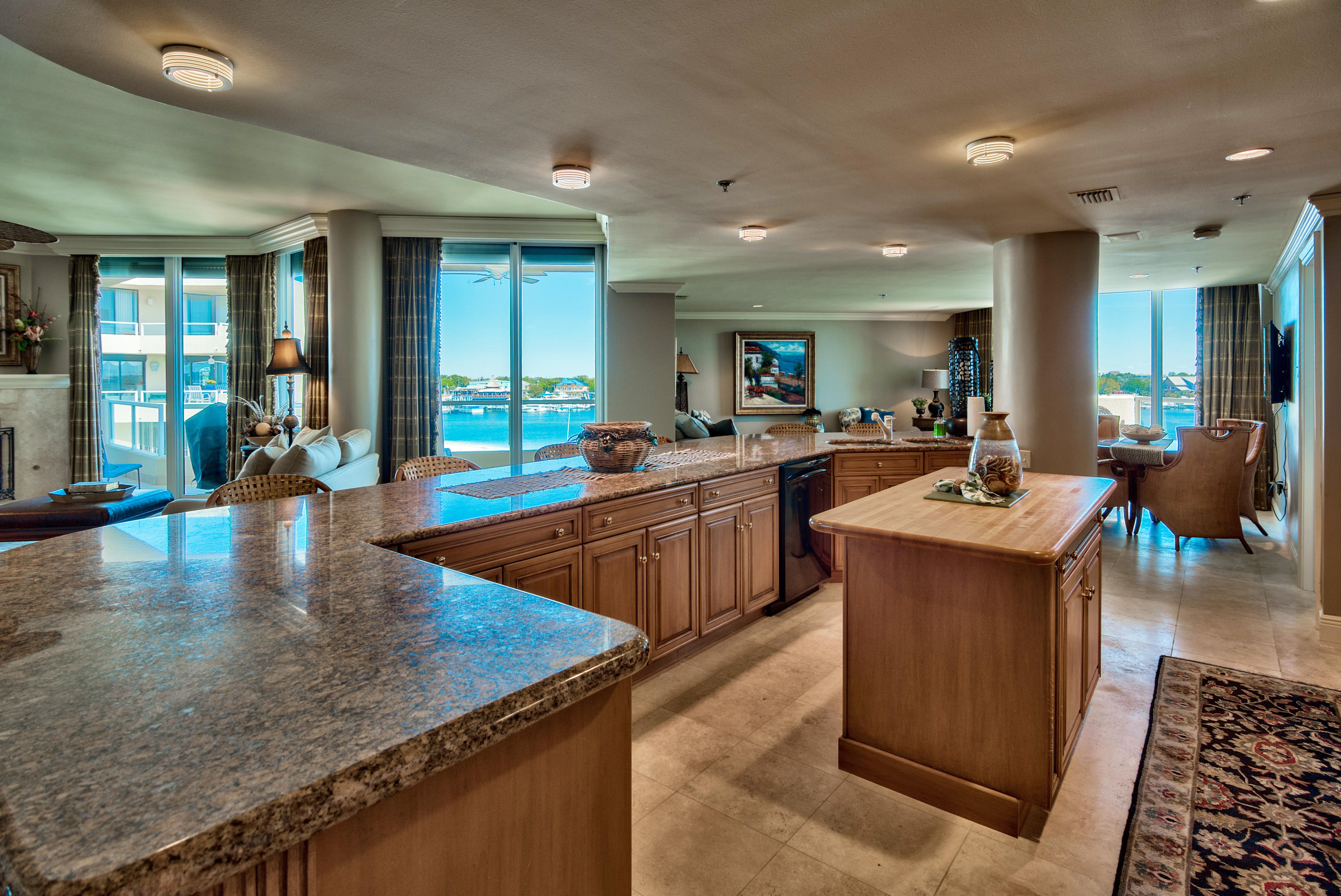 EAST PASS TOWERS CONDO PH 2 - Residential