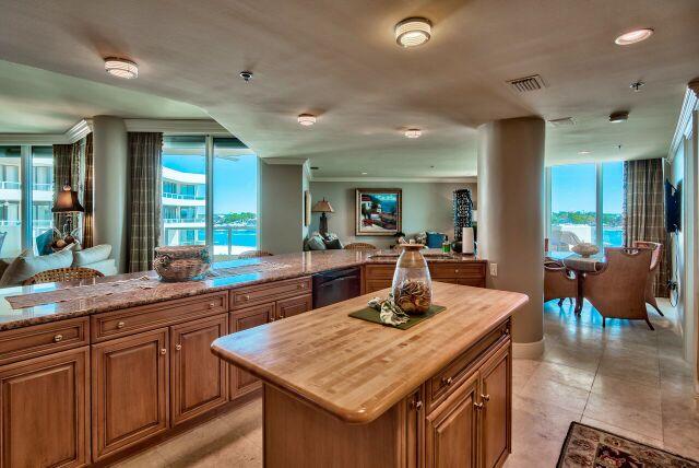 EAST PASS TOWERS CONDO PH 2 - Residential