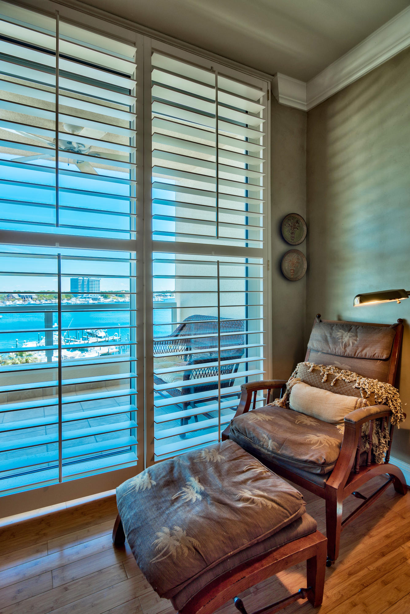 EAST PASS TOWERS CONDO PH 2 - Residential