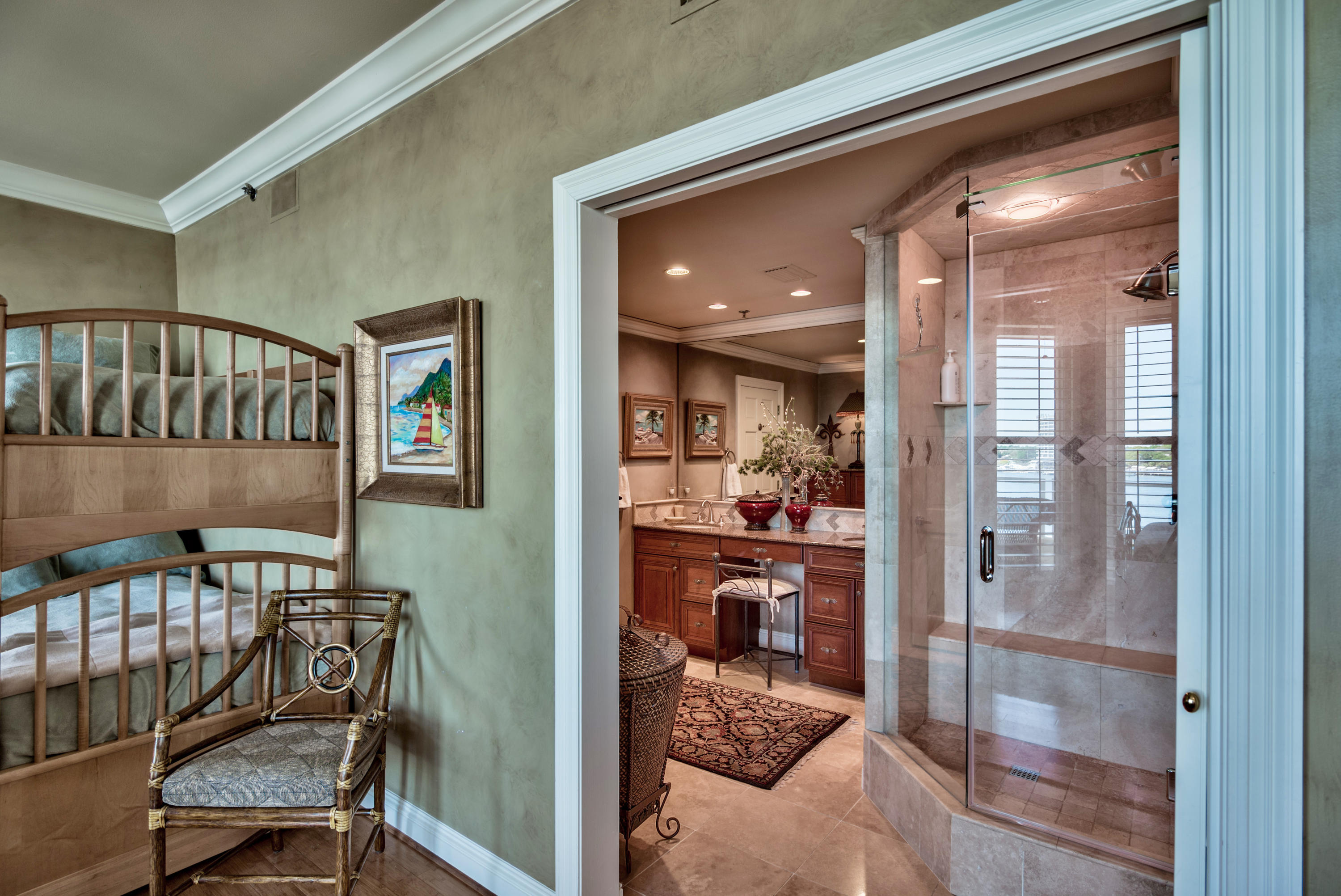 EAST PASS TOWERS CONDO PH 2 - Residential