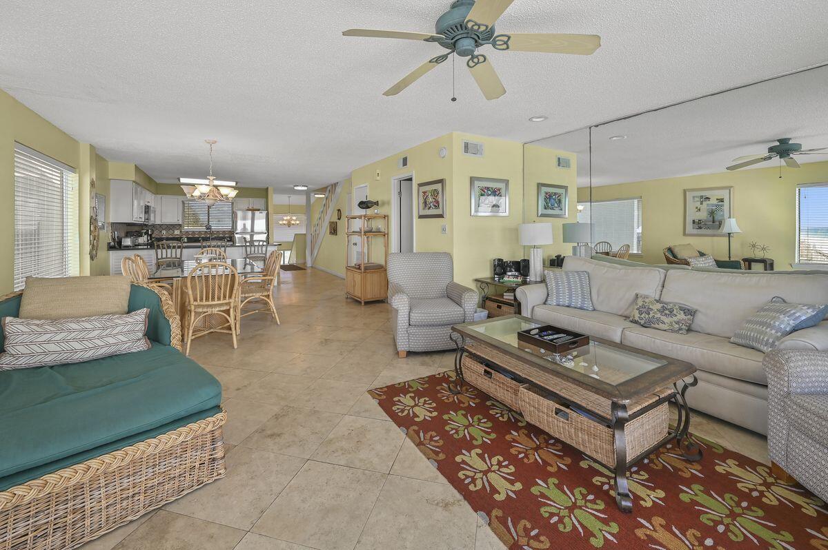 BLUE MOUNTAIN VILLAS - Residential
