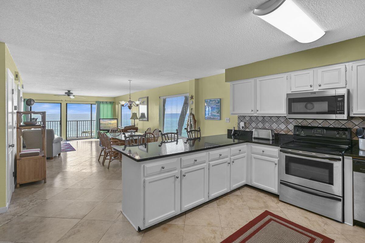 BLUE MOUNTAIN VILLAS - Residential