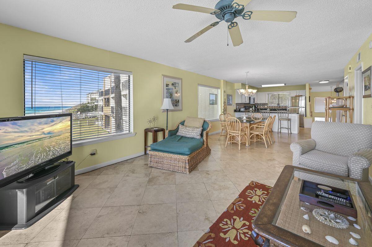 BLUE MOUNTAIN VILLAS - Residential