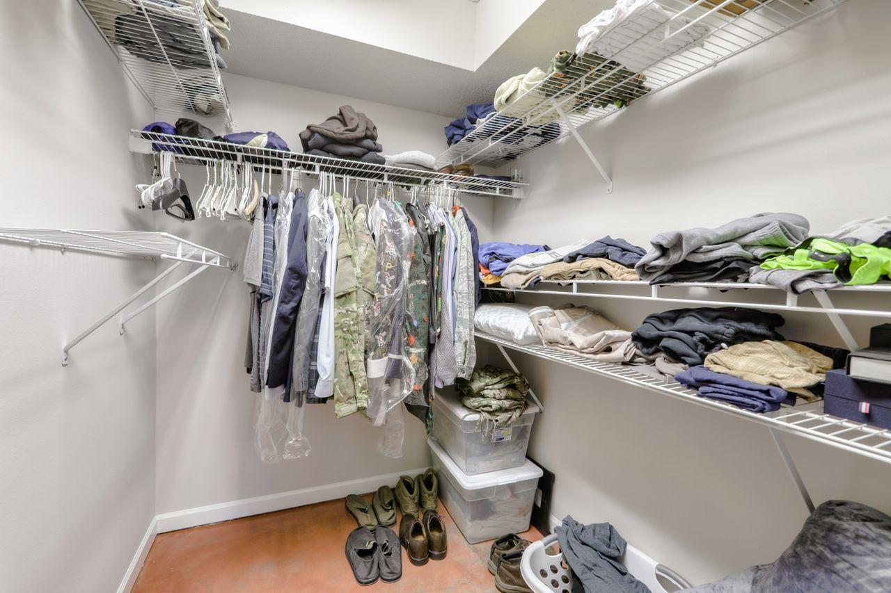 CEDAR RIDGE PH 10 - Residential