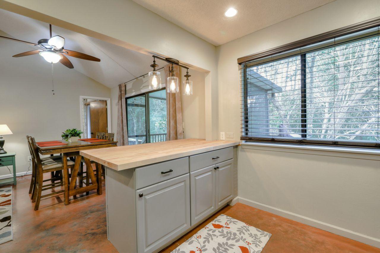 CEDAR RIDGE PH 10 - Residential