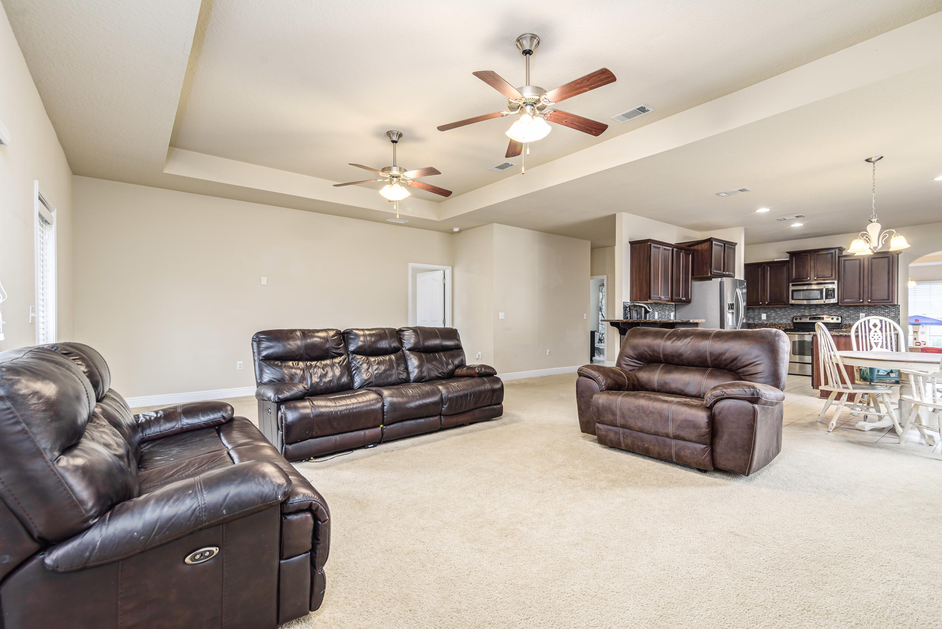 LIBERTY OAKS - Residential