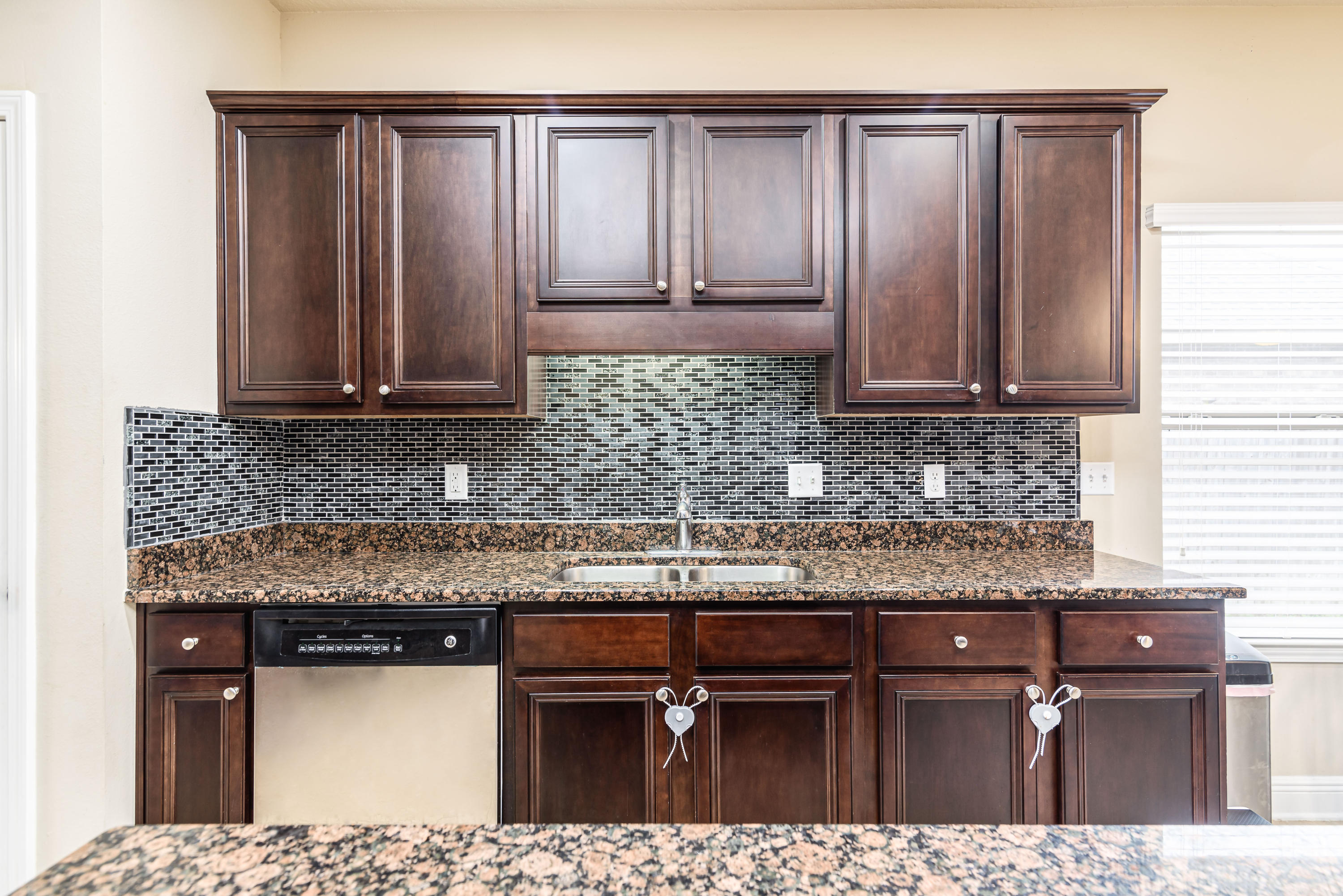 LIBERTY OAKS - Residential